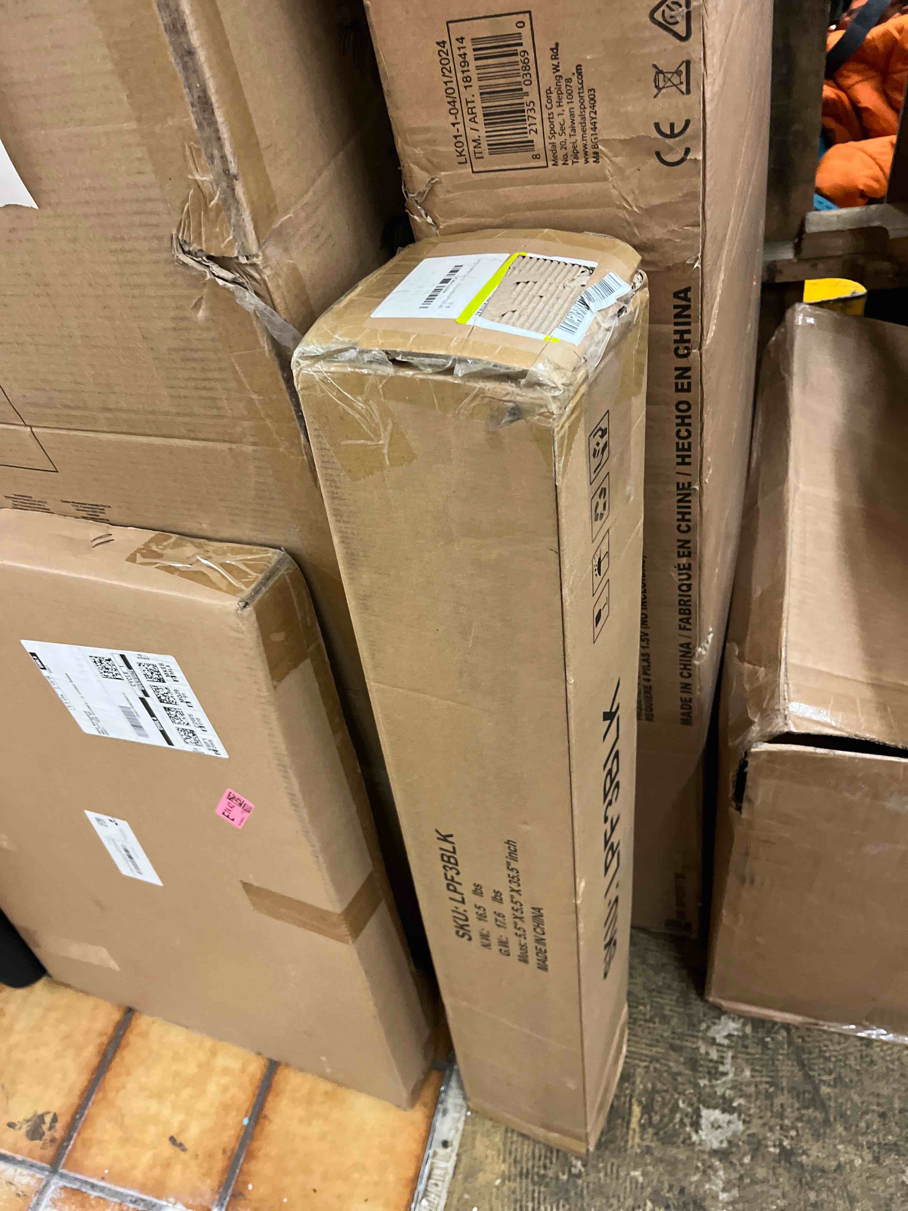 https://s3.amazonaws.com/lotting-images-prod/phillipi/RED6791365_1737406524768.jpeg