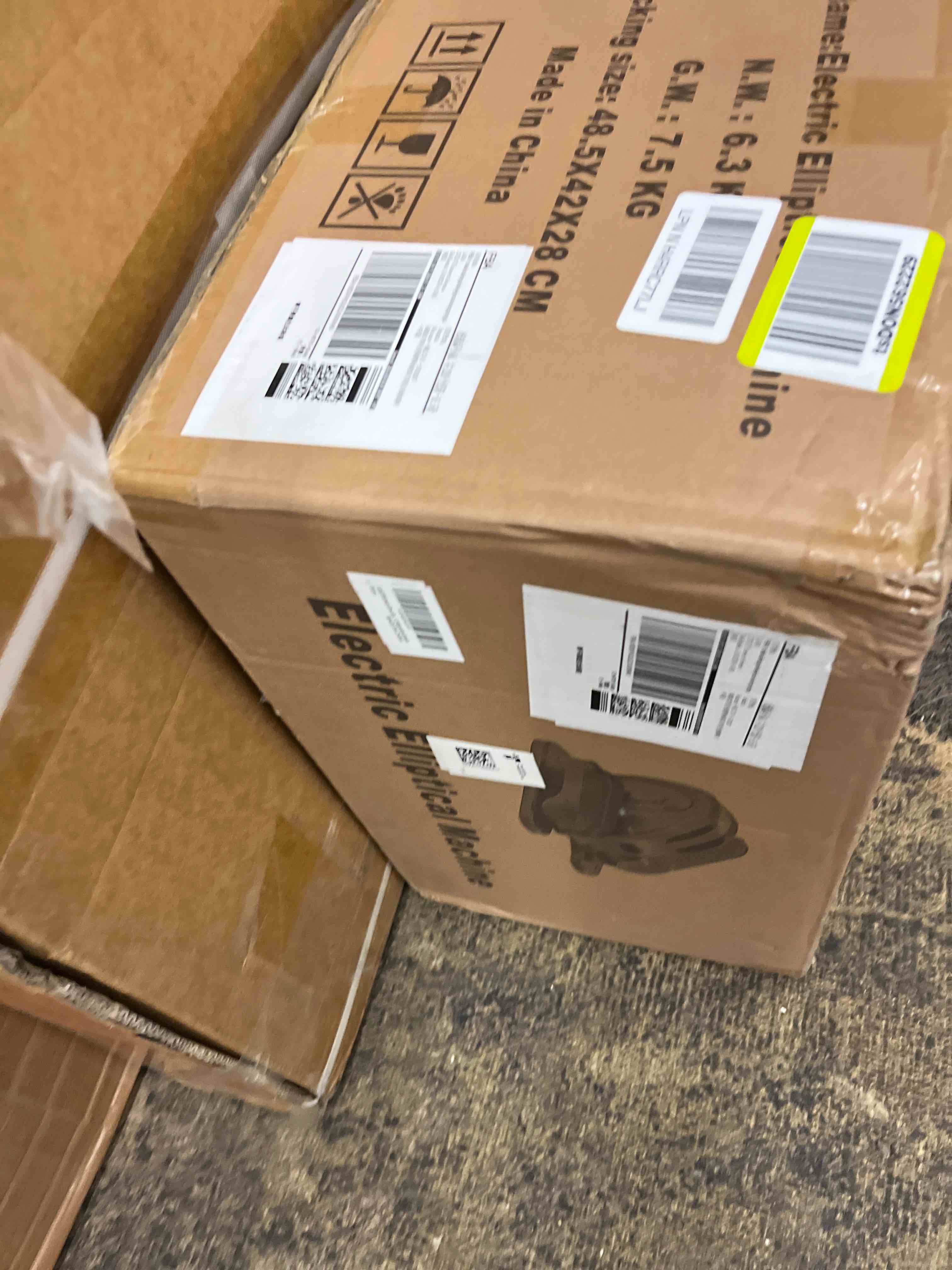 https://s3.amazonaws.com/lotting-images-prod/phillipi/RED6791373_1737411127840.jpeg