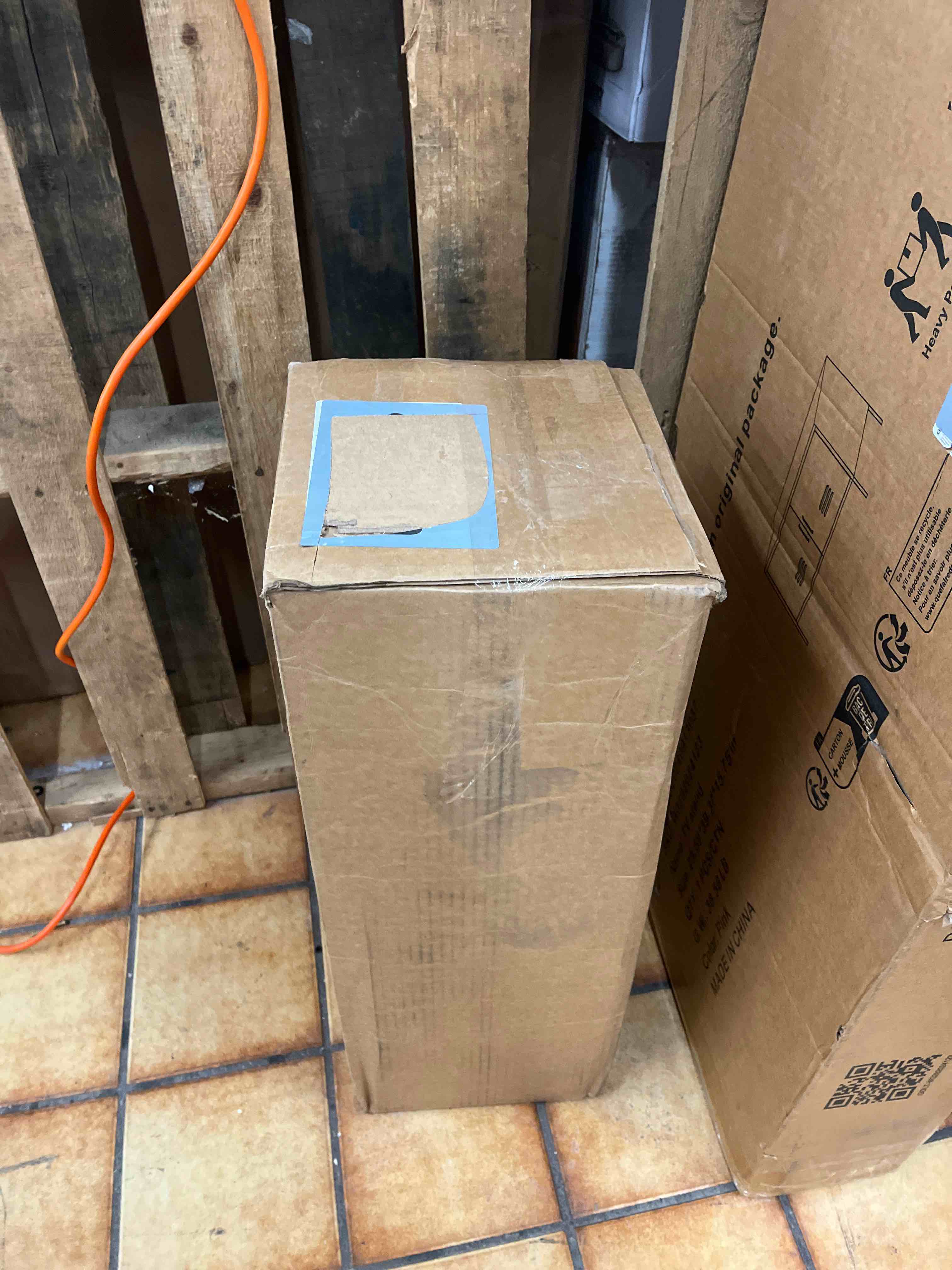 https://s3.amazonaws.com/lotting-images-prod/phillipi/RED6791404_1737651224178.jpeg