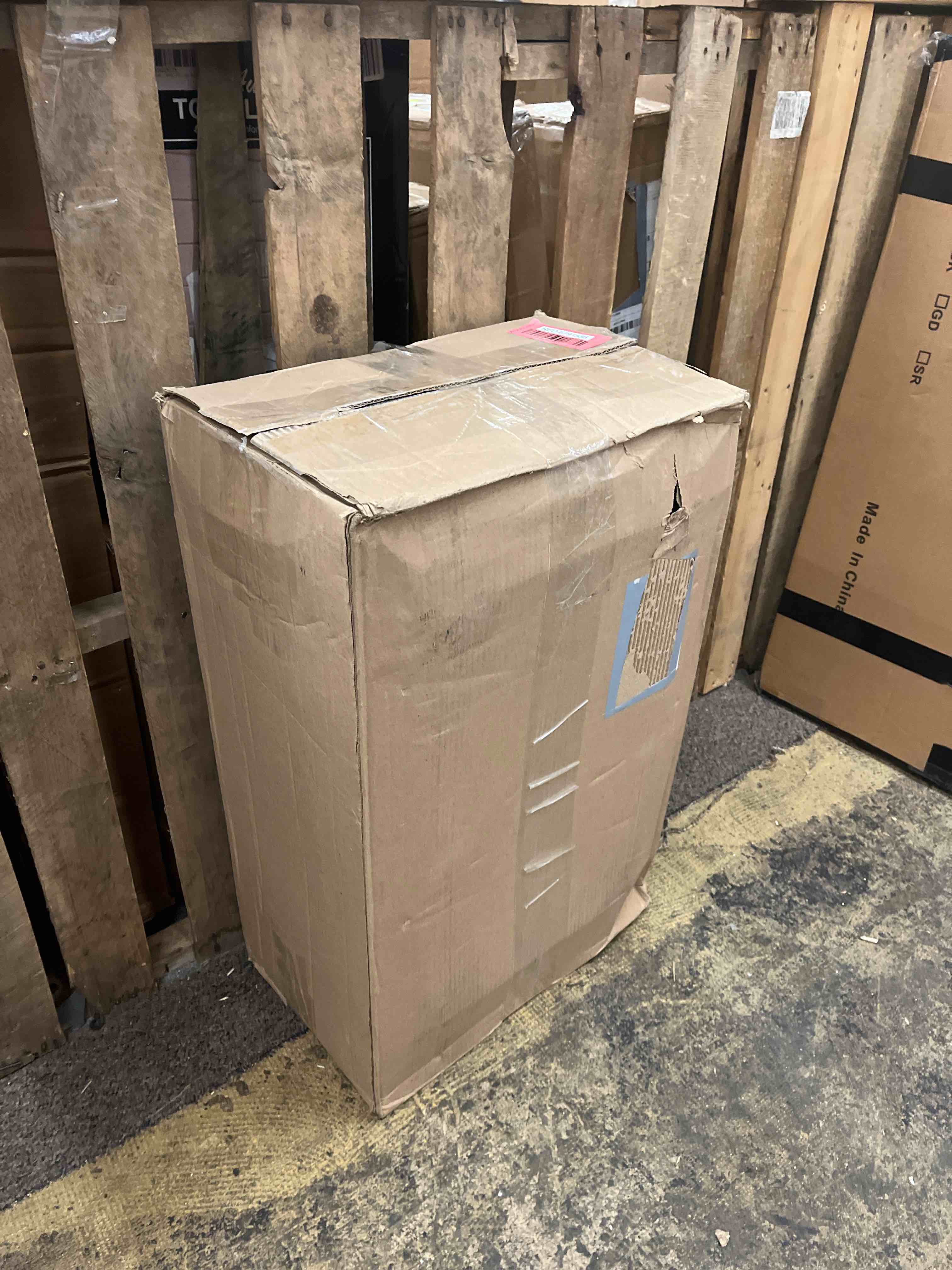 https://s3.amazonaws.com/lotting-images-prod/phillipi/RED6791536_1737655656825.jpeg