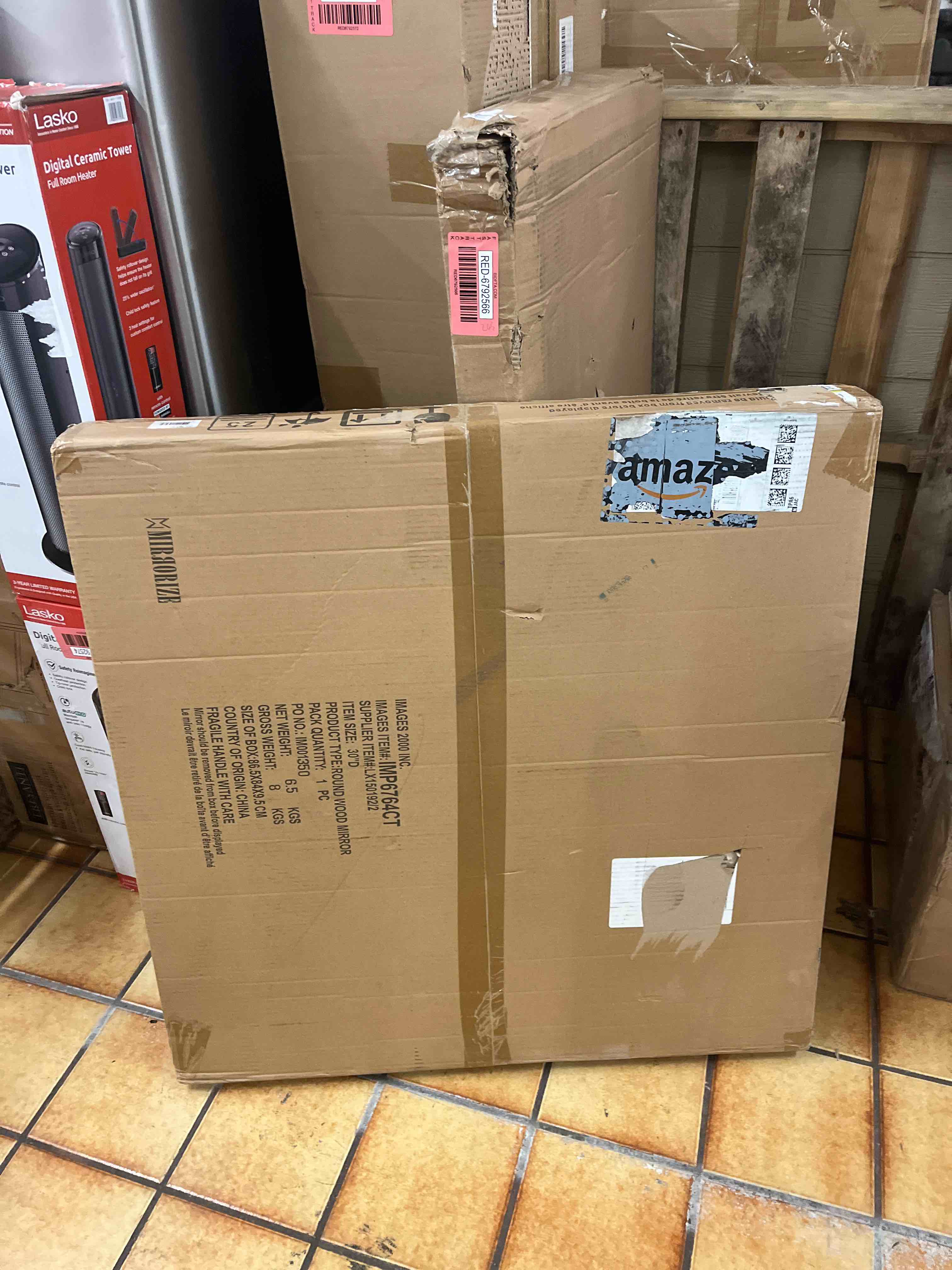 https://s3.amazonaws.com/lotting-images-prod/phillipi/RED6792563_1739326475201.jpeg