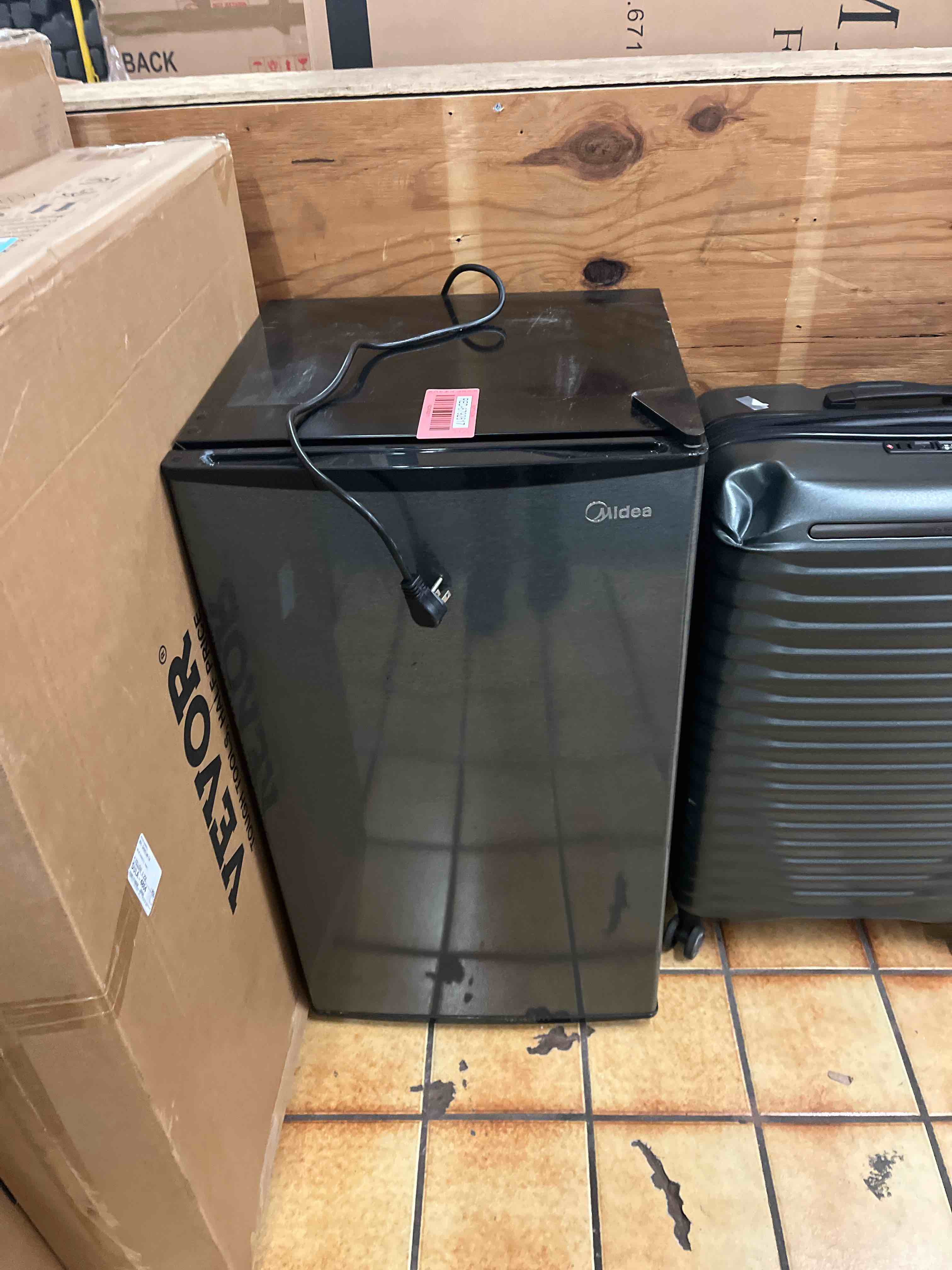https://s3.amazonaws.com/lotting-images-prod/phillipi/RED6792617_1739333602888.jpeg