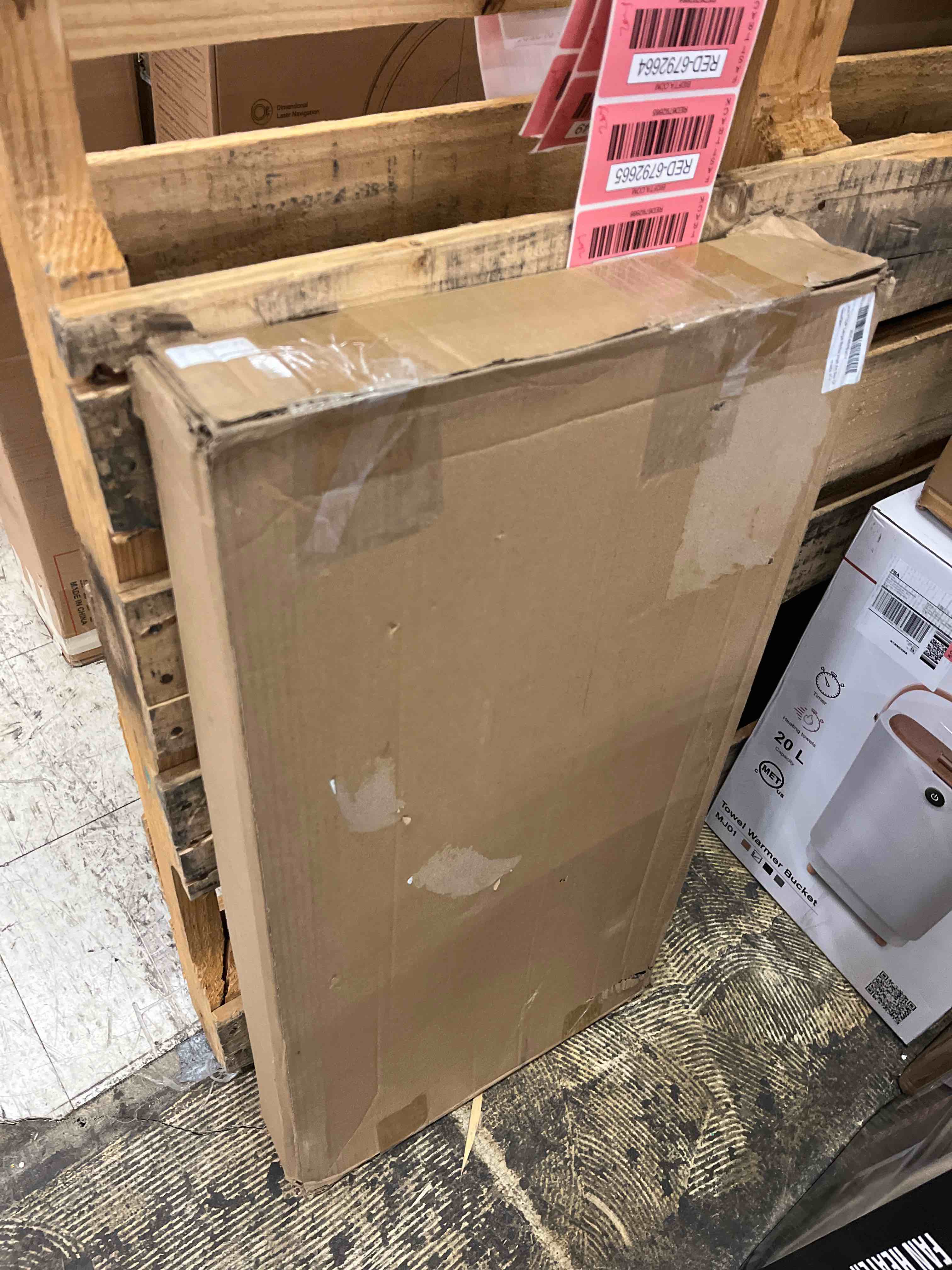 https://s3.amazonaws.com/lotting-images-prod/phillipi/RED6792676_1739325570306.jpeg