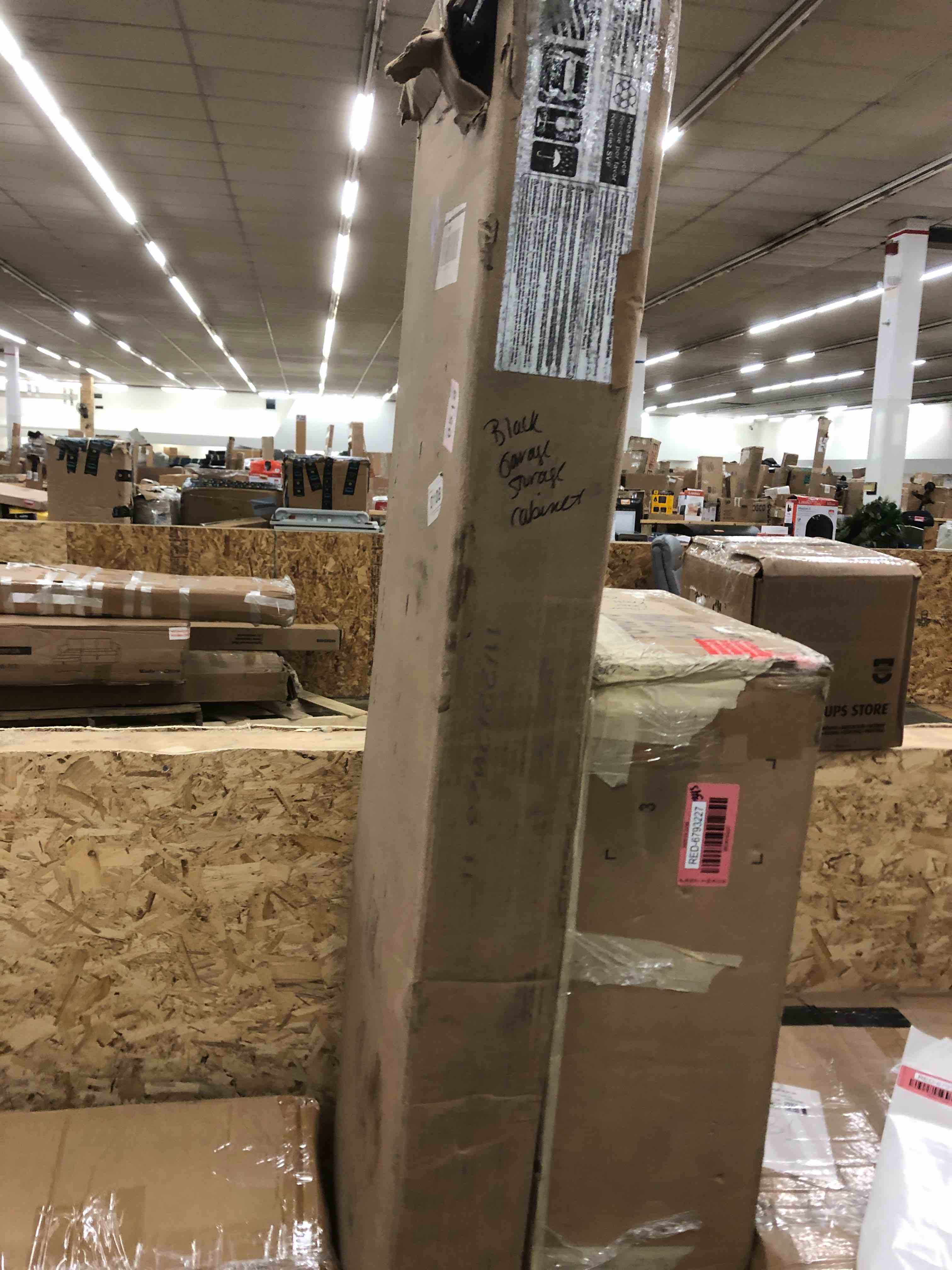 https://s3.amazonaws.com/lotting-images-prod/phillipi/RED6793229_1740682566790.jpeg