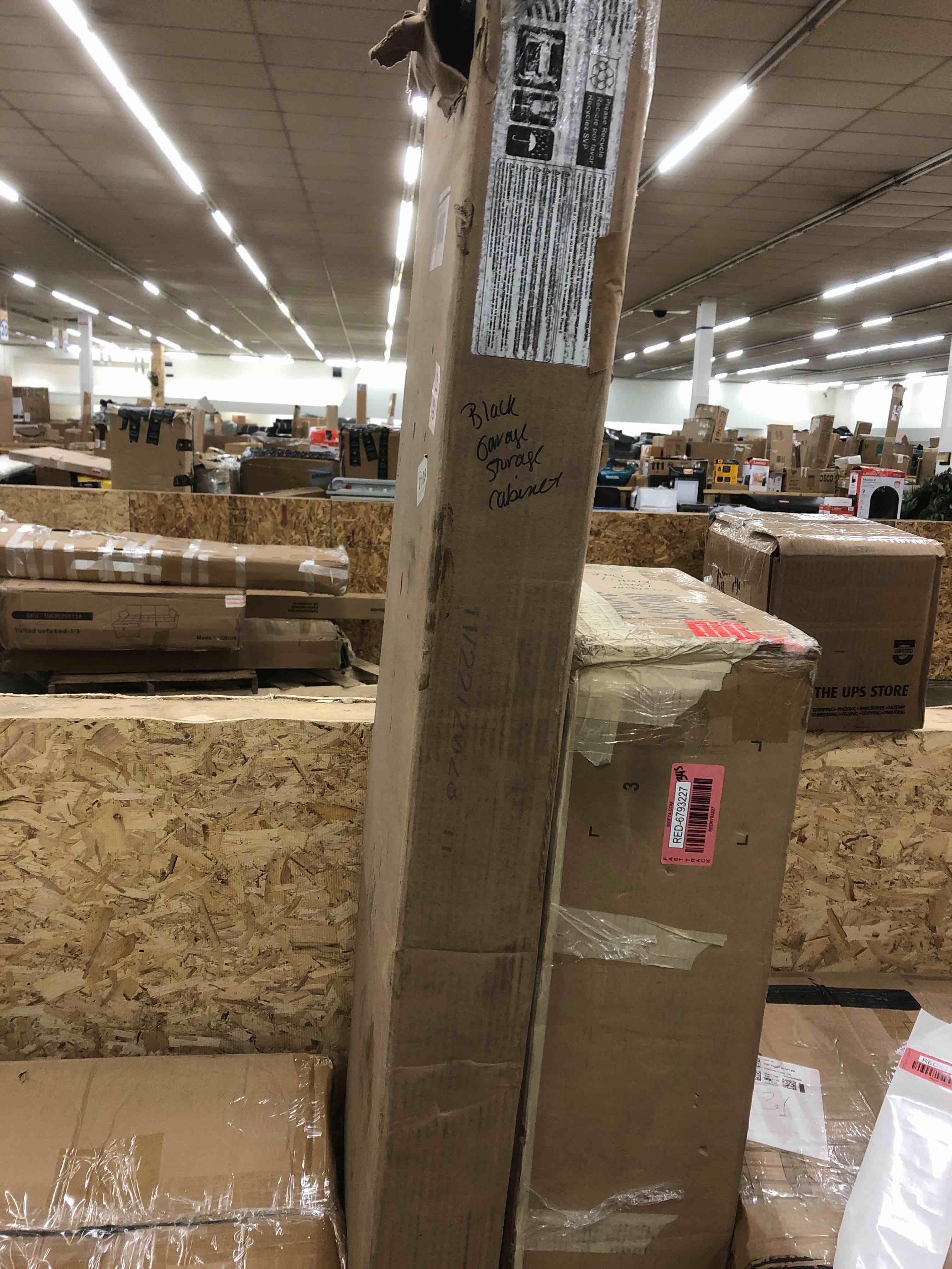 https://s3.amazonaws.com/lotting-images-prod/phillipi/RED6793229_1740682568254.jpeg