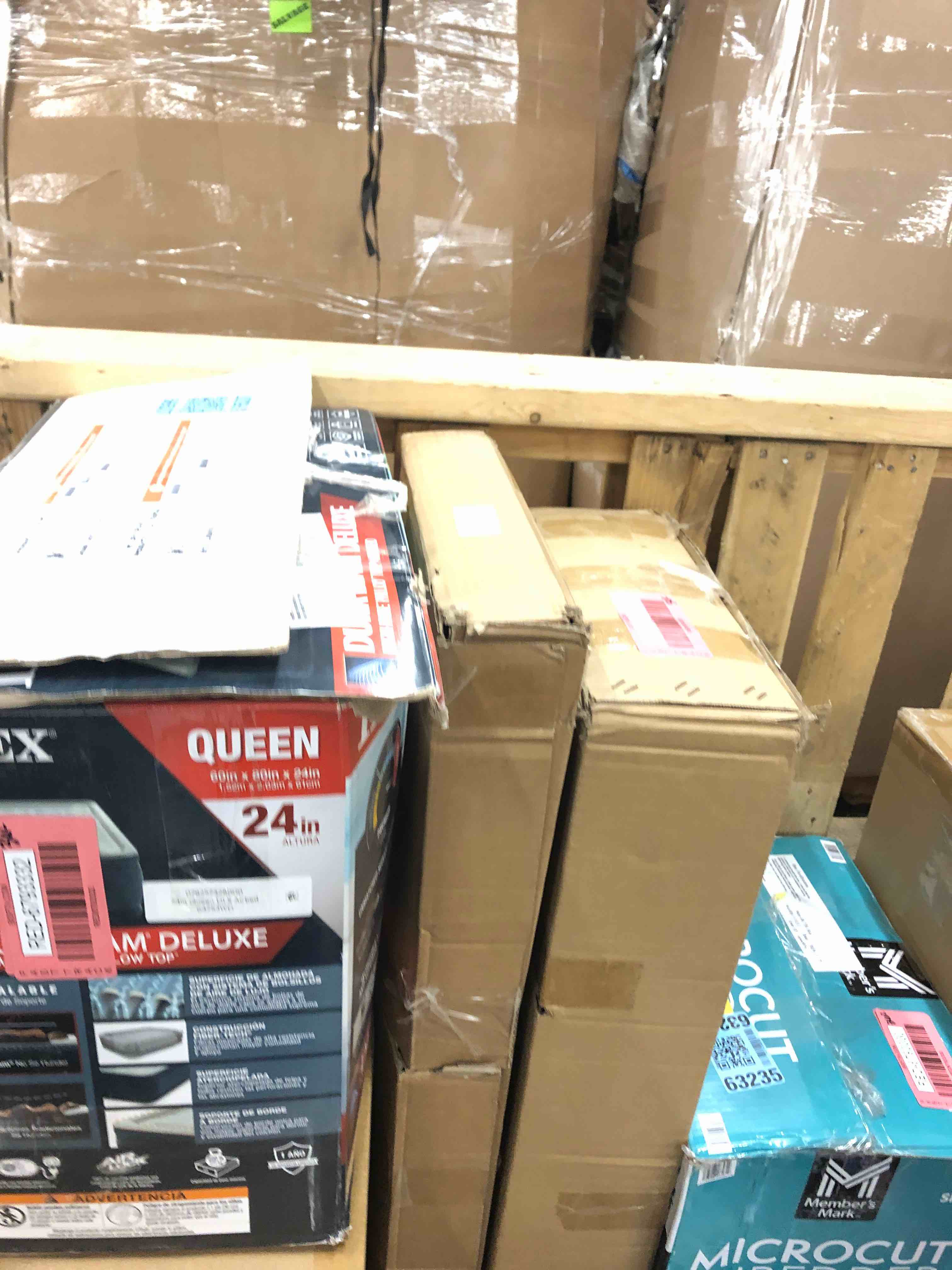 https://s3.amazonaws.com/lotting-images-prod/phillipi/RED6793333_1741106178470.jpeg