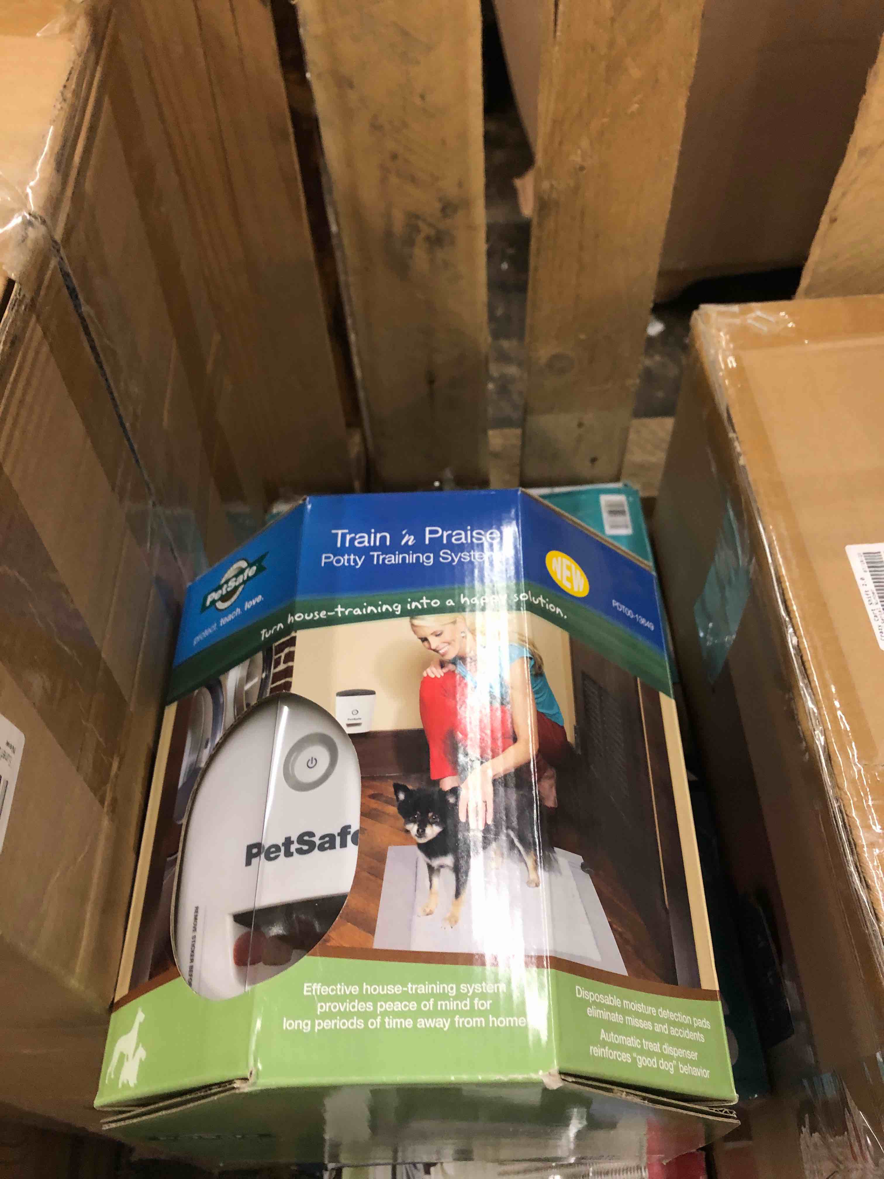 https://s3.amazonaws.com/lotting-images-prod/phillipi/RED6793334_1741106233291.jpeg