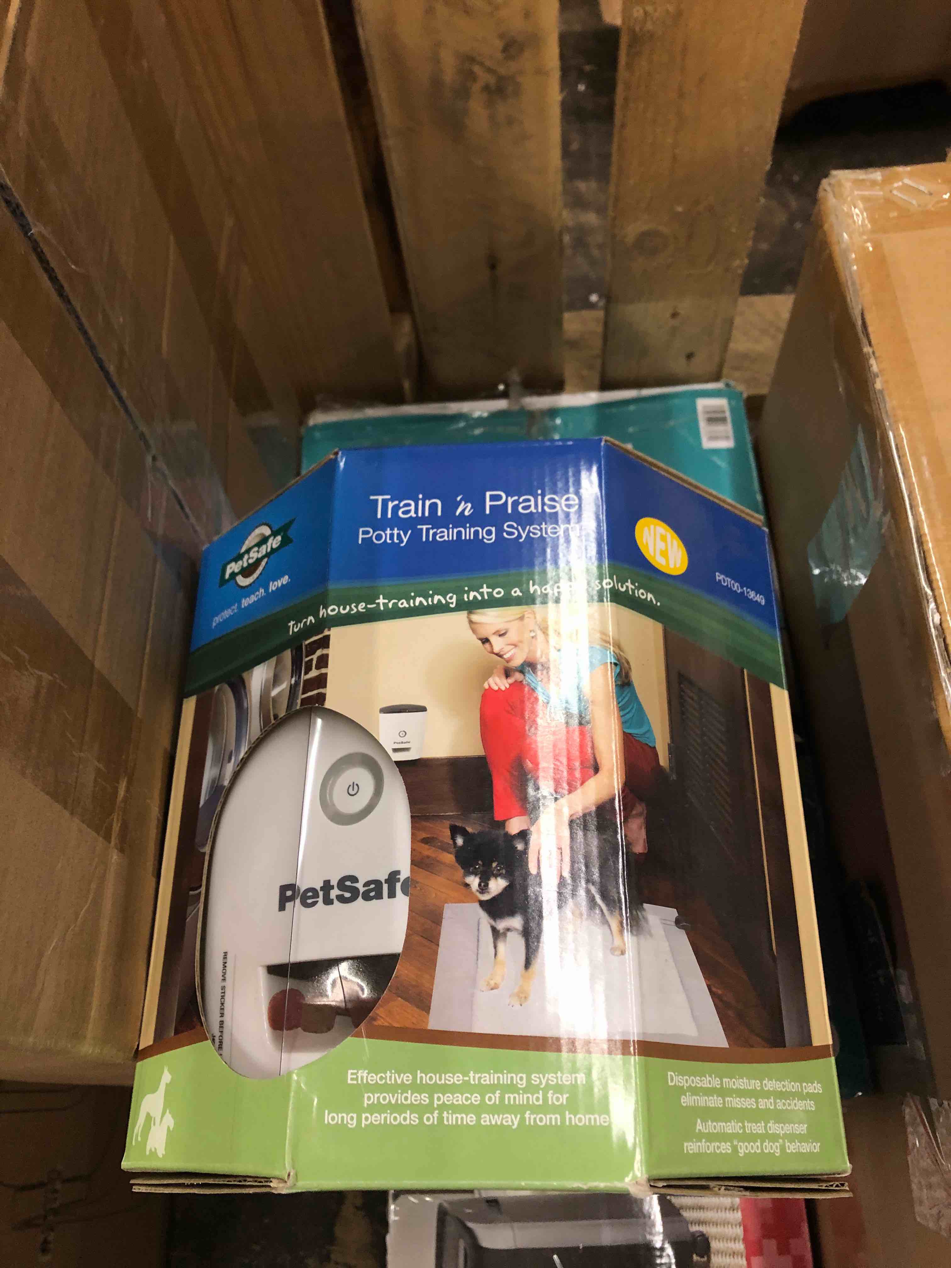 https://s3.amazonaws.com/lotting-images-prod/phillipi/RED6793334_1741106235440.jpeg