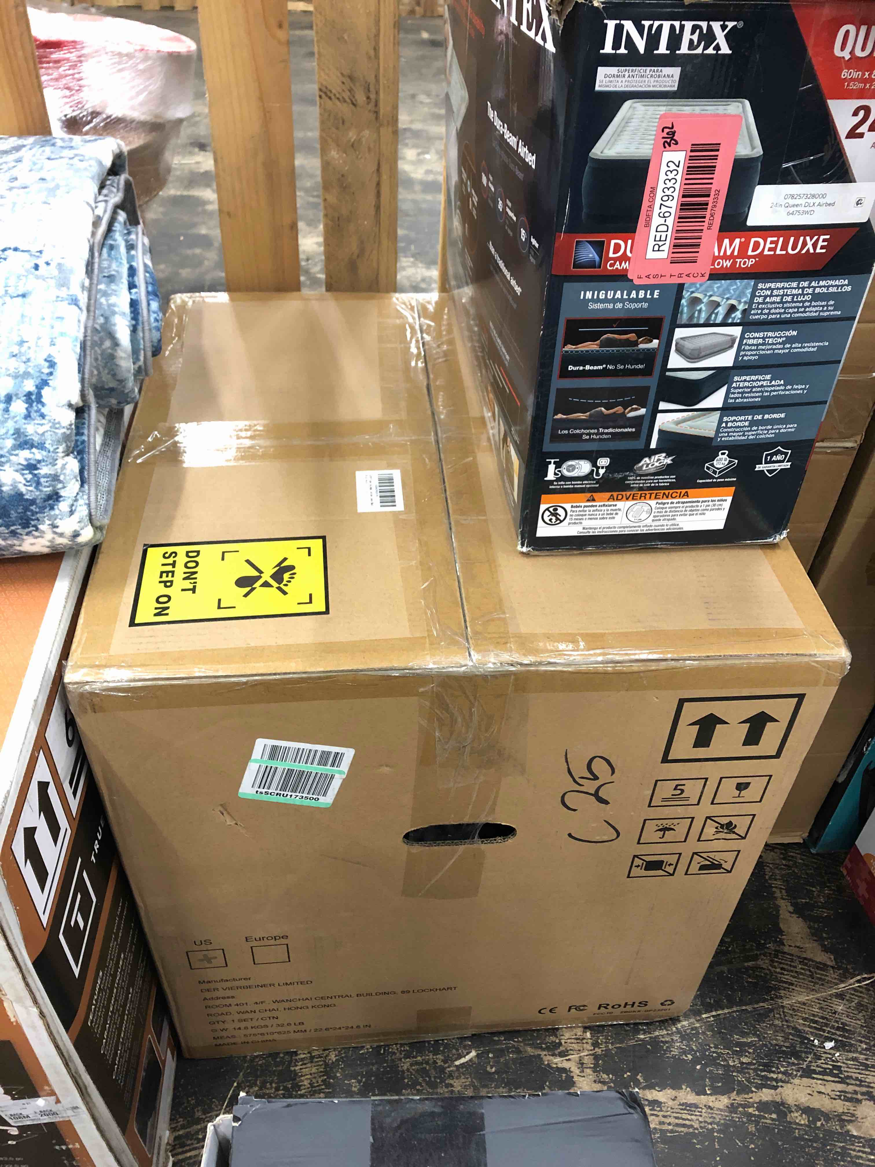 https://s3.amazonaws.com/lotting-images-prod/phillipi/RED6793343_1741138064143.jpeg