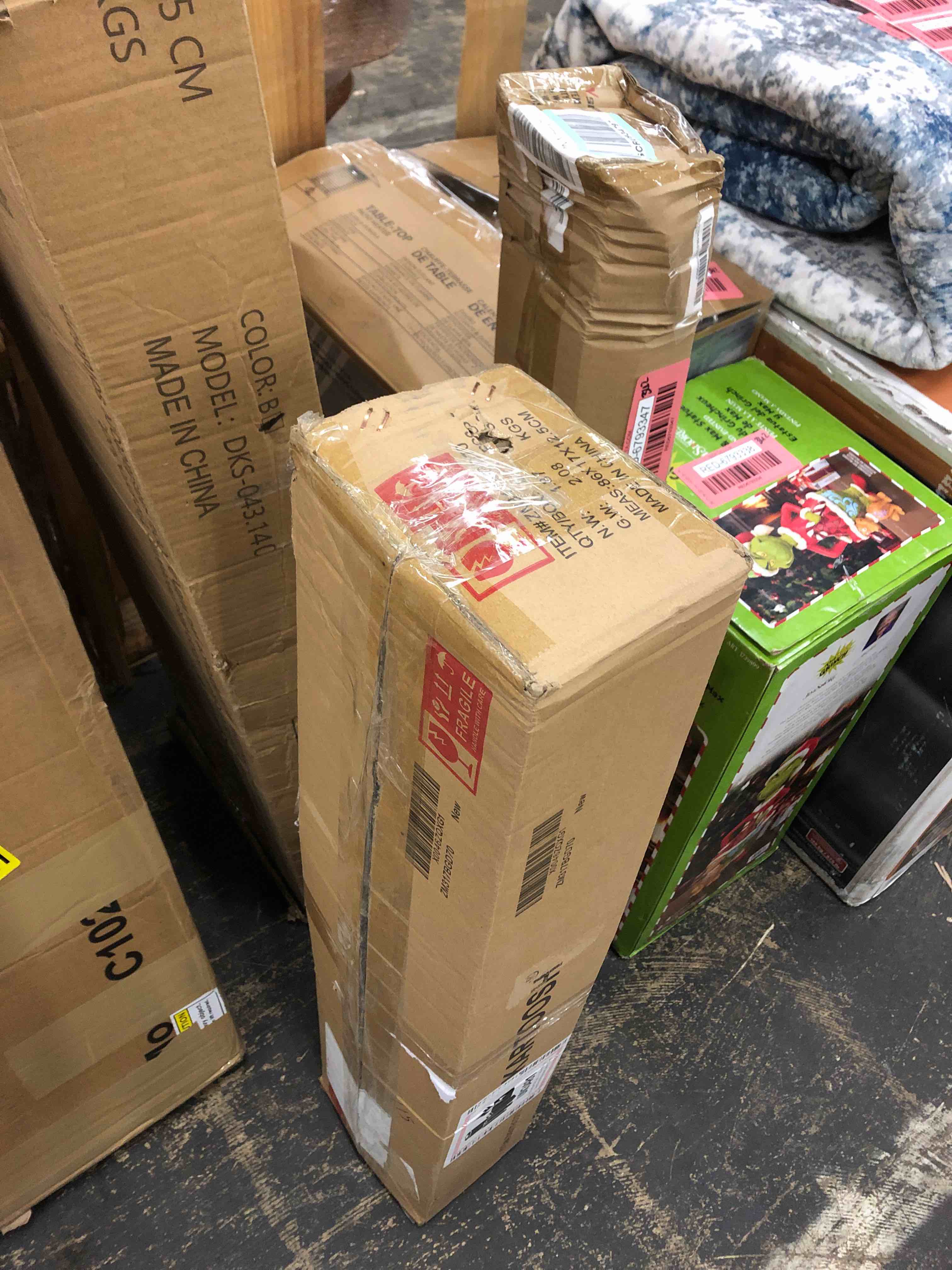 https://s3.amazonaws.com/lotting-images-prod/phillipi/RED6793348_1741138636020.jpeg