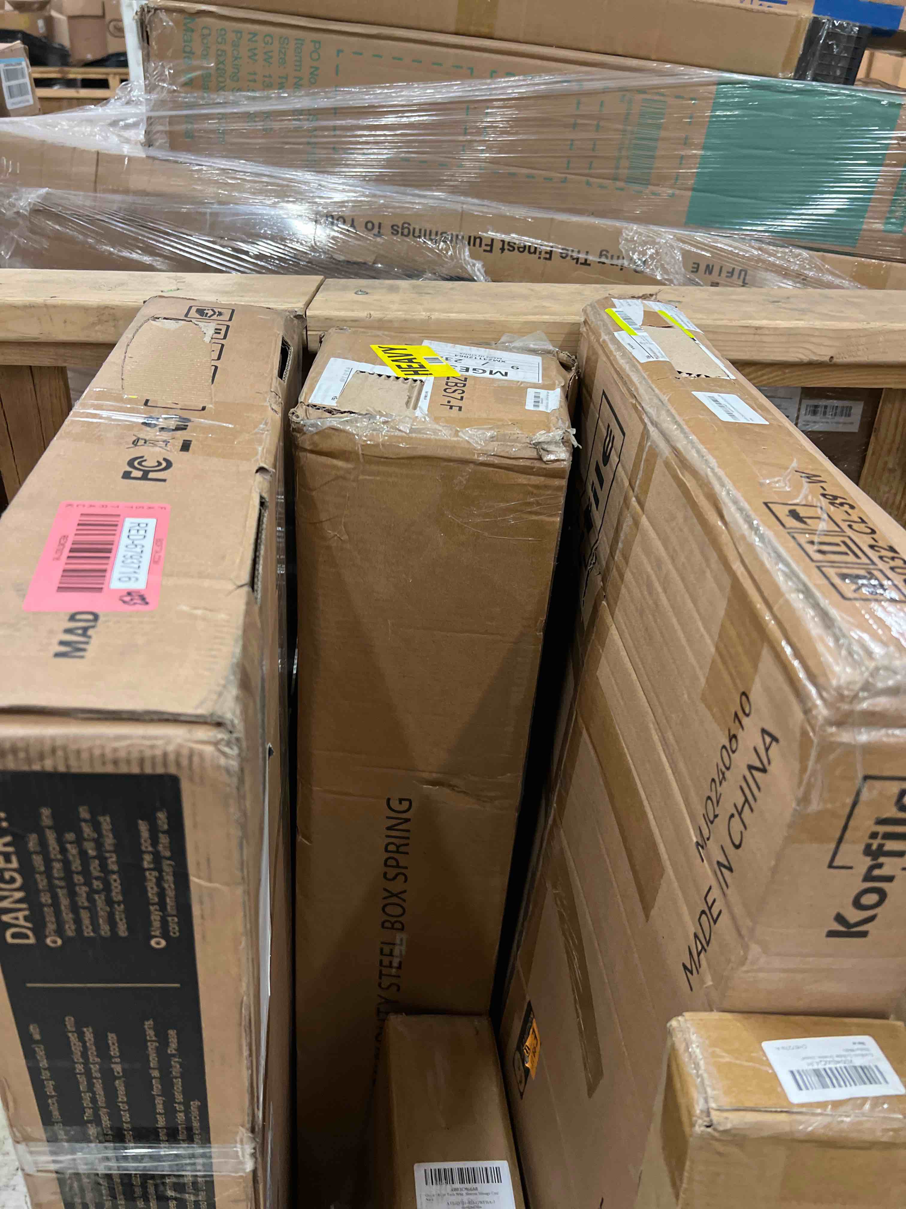 https://s3.amazonaws.com/lotting-images-prod/phillipi/RED6793717_1742318664464.jpeg