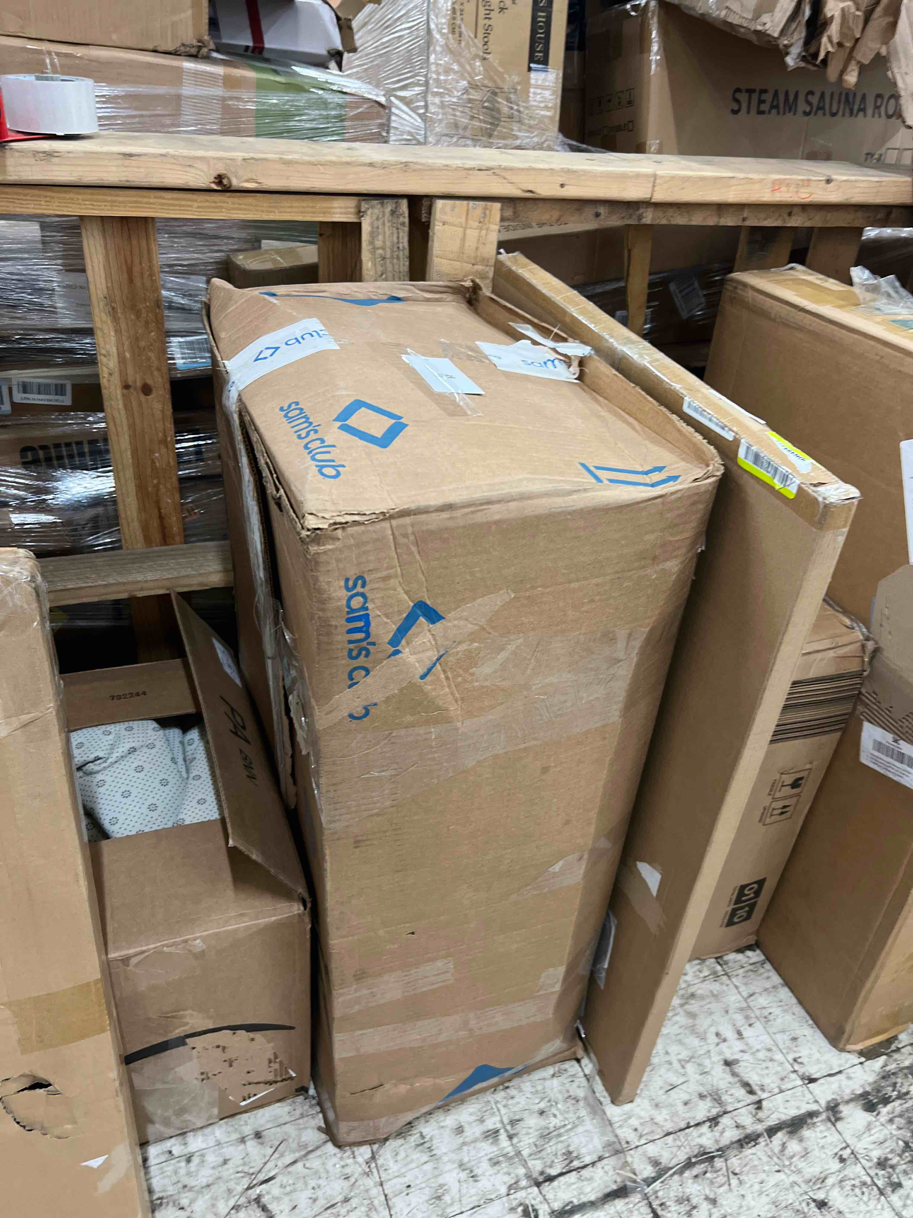 https://s3.amazonaws.com/lotting-images-prod/phillipi/RED6793733_1742320228512.jpeg
