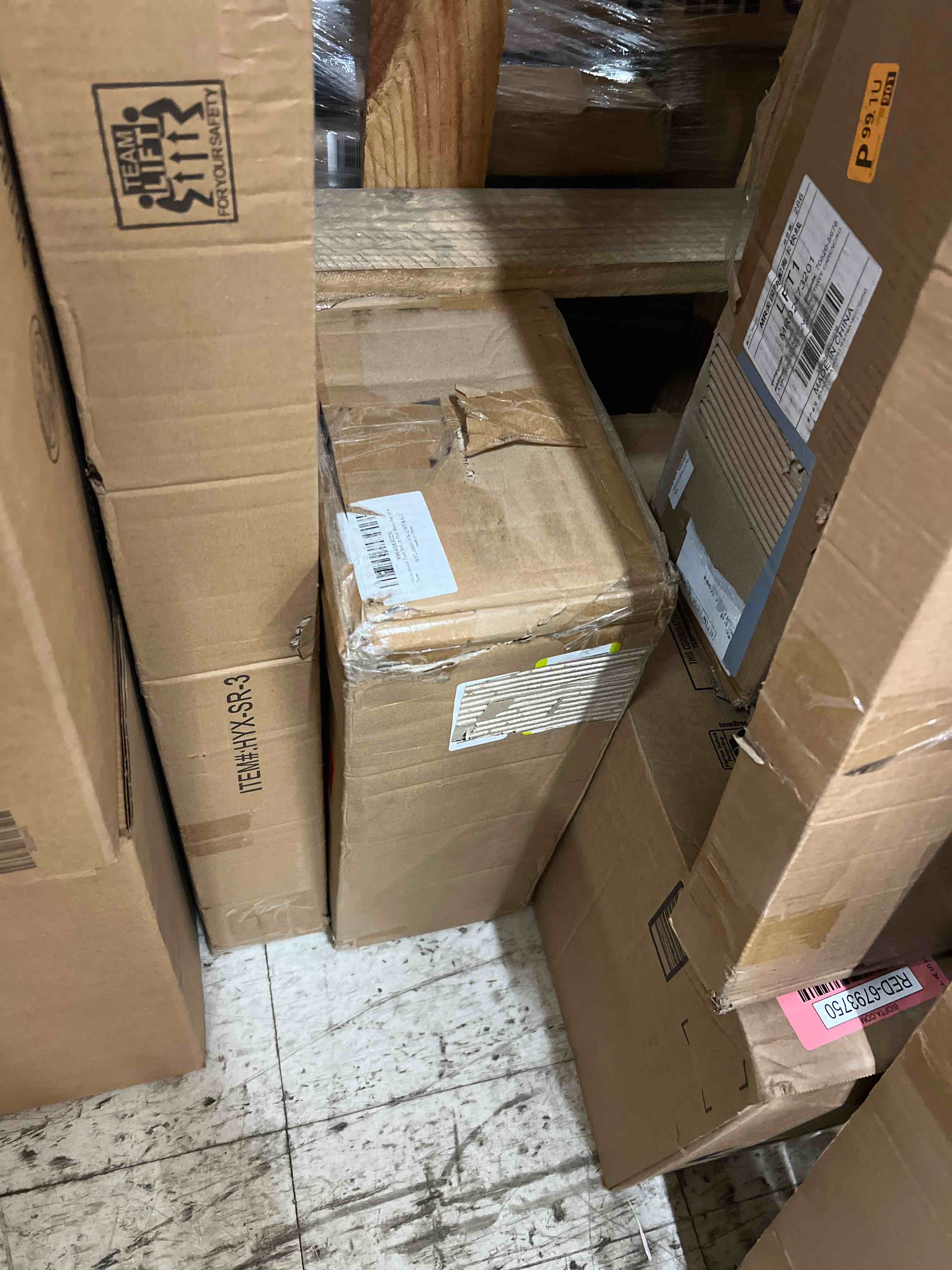 https://s3.amazonaws.com/lotting-images-prod/phillipi/RED6793746_1742320762986.jpeg