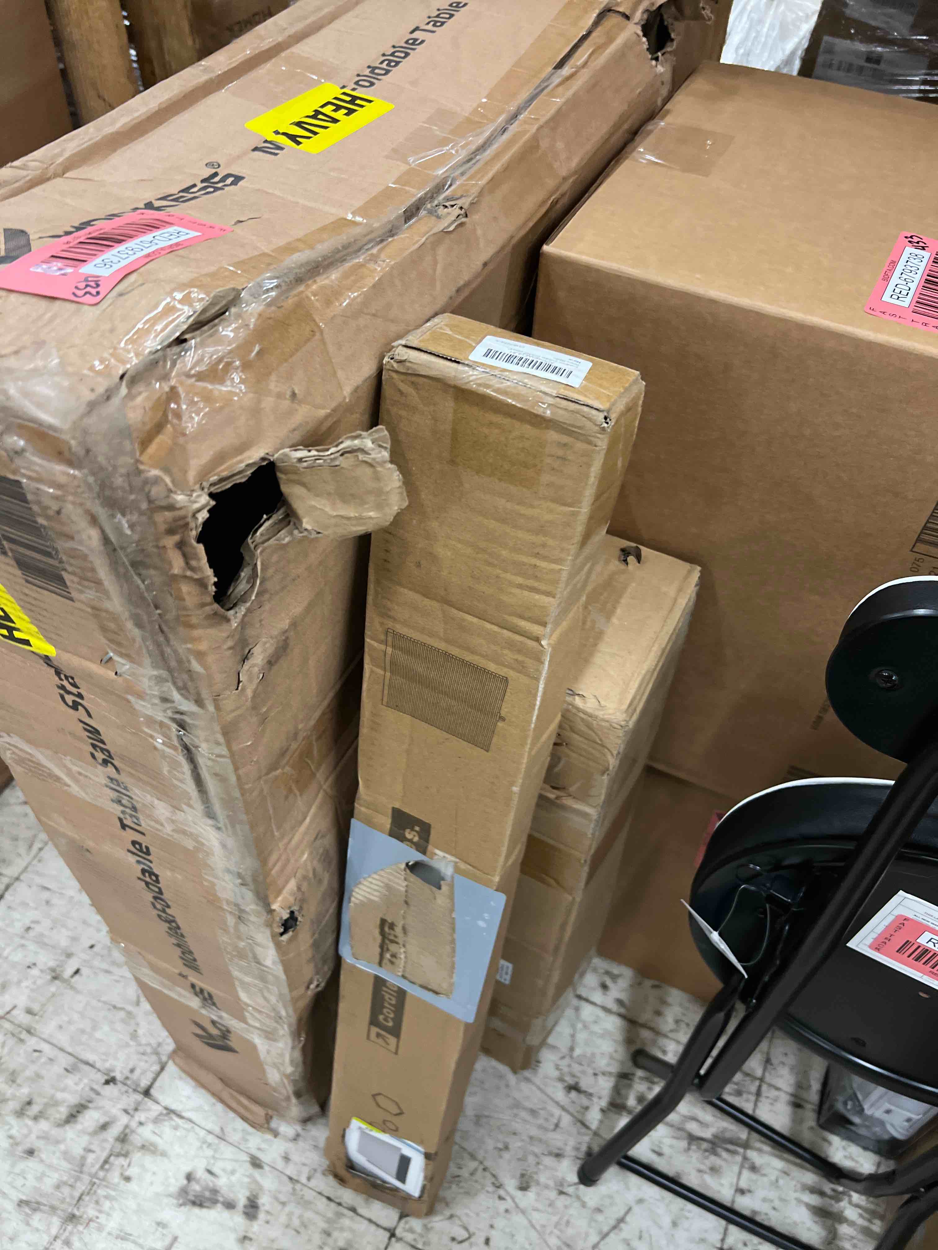 https://s3.amazonaws.com/lotting-images-prod/phillipi/RED6793755_1742325946810.jpeg