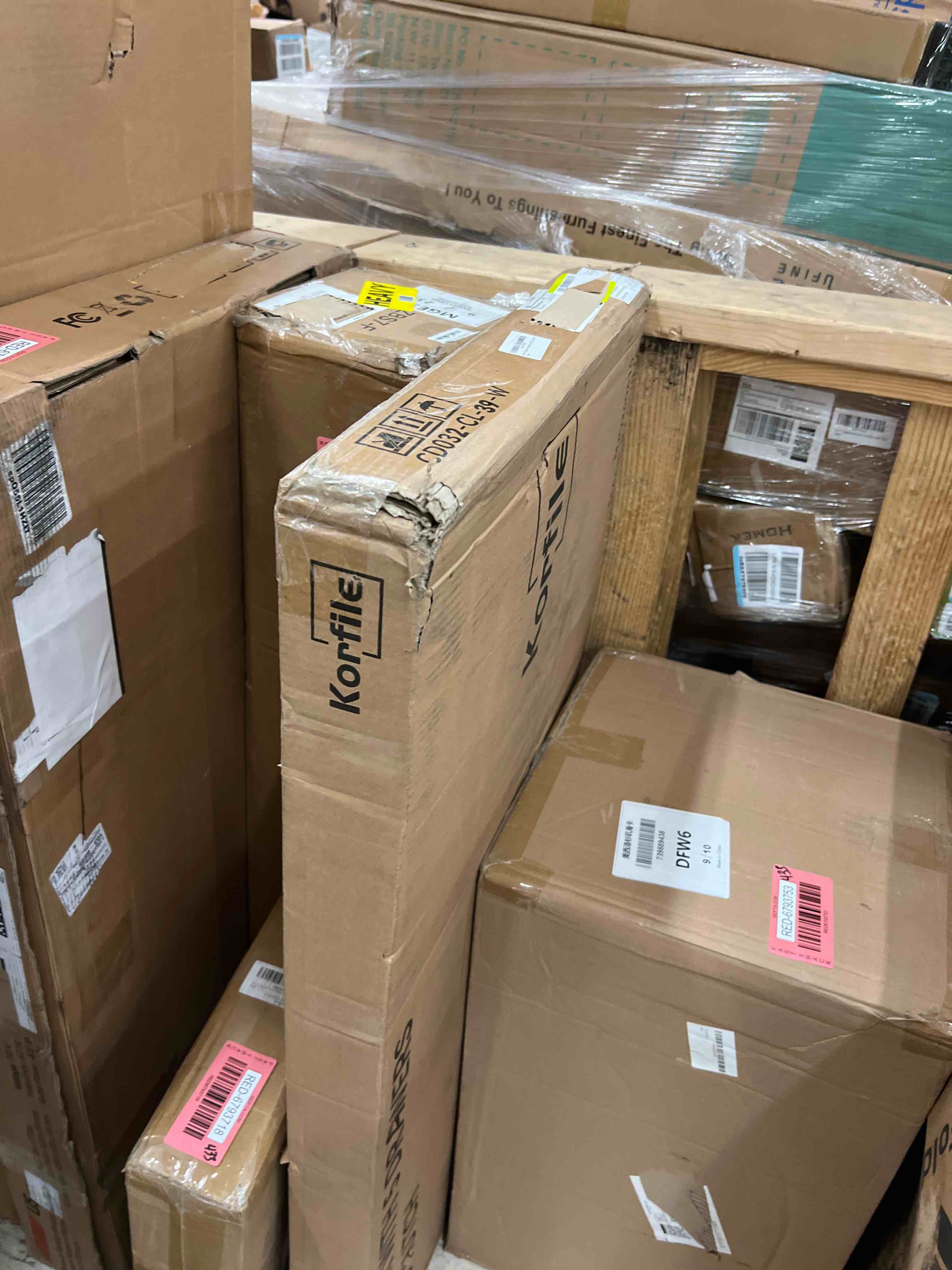 https://s3.amazonaws.com/lotting-images-prod/phillipi/RED6793757_1742326071076.jpeg
