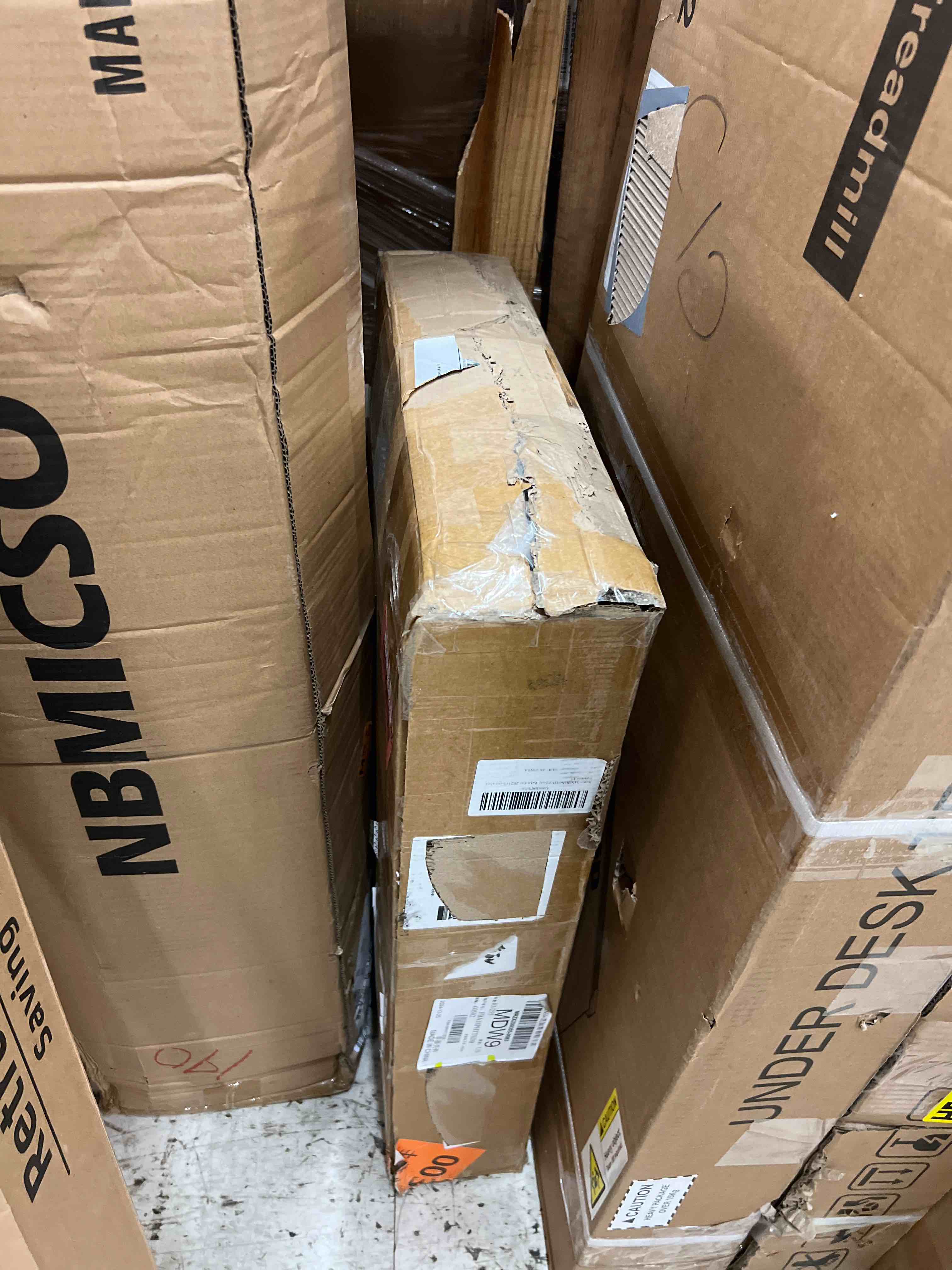 https://s3.amazonaws.com/lotting-images-prod/phillipi/RED6793762_1742326727803.jpeg