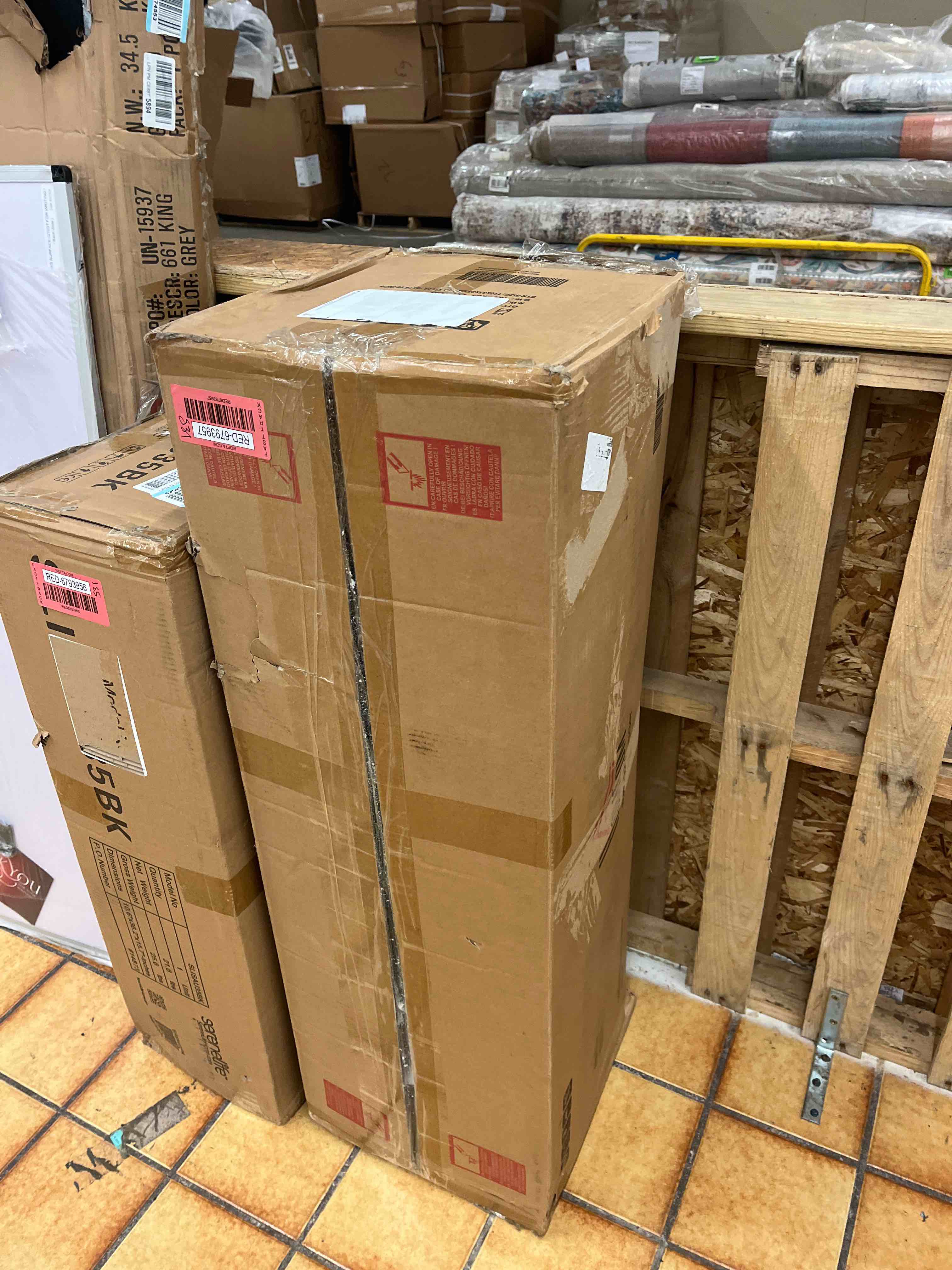 https://s3.amazonaws.com/lotting-images-prod/phillipi/RED6793957_1744112941173.jpeg