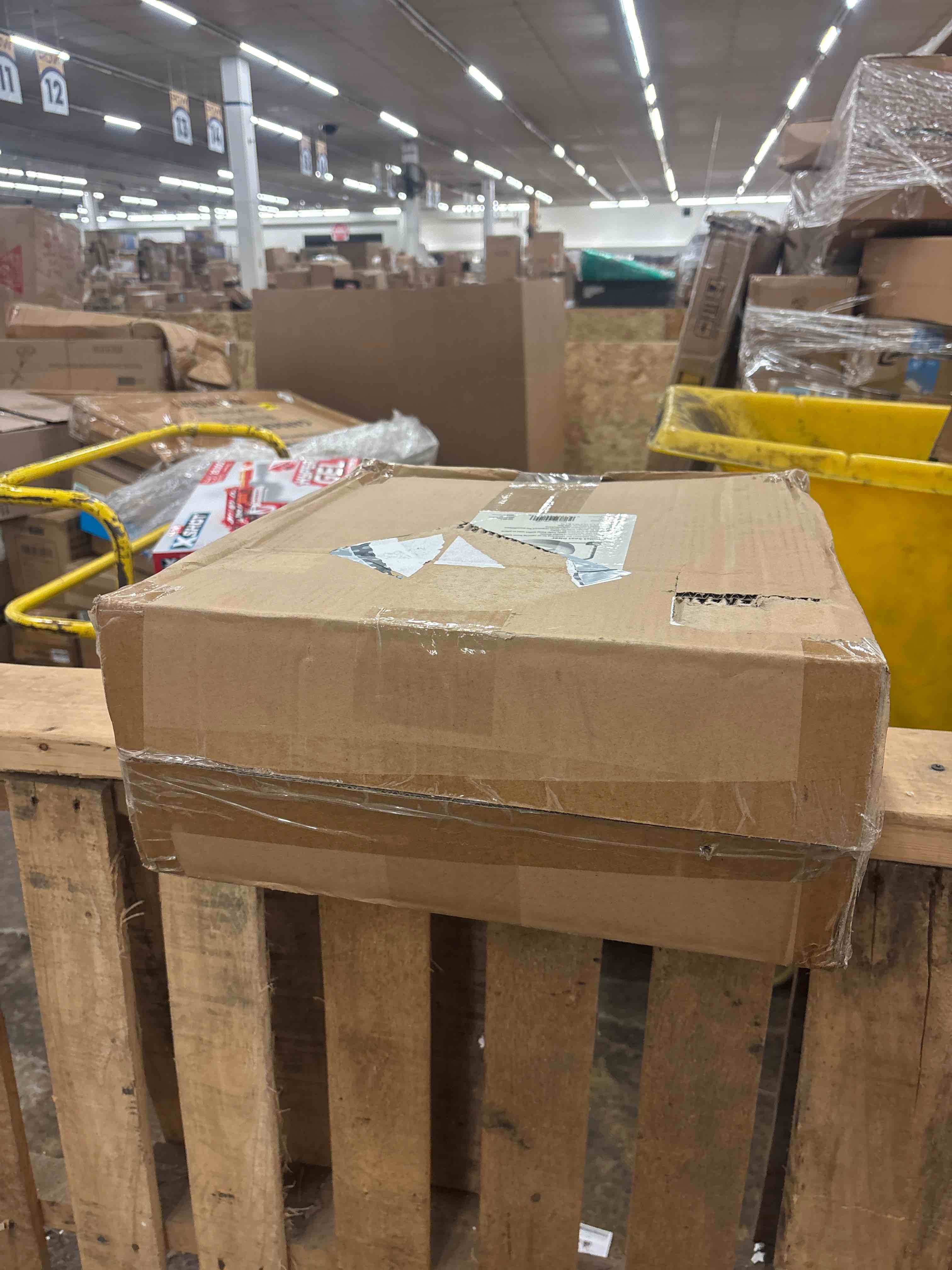 https://s3.amazonaws.com/lotting-images-prod/phillipi/RED6794224_1745450550209.jpeg