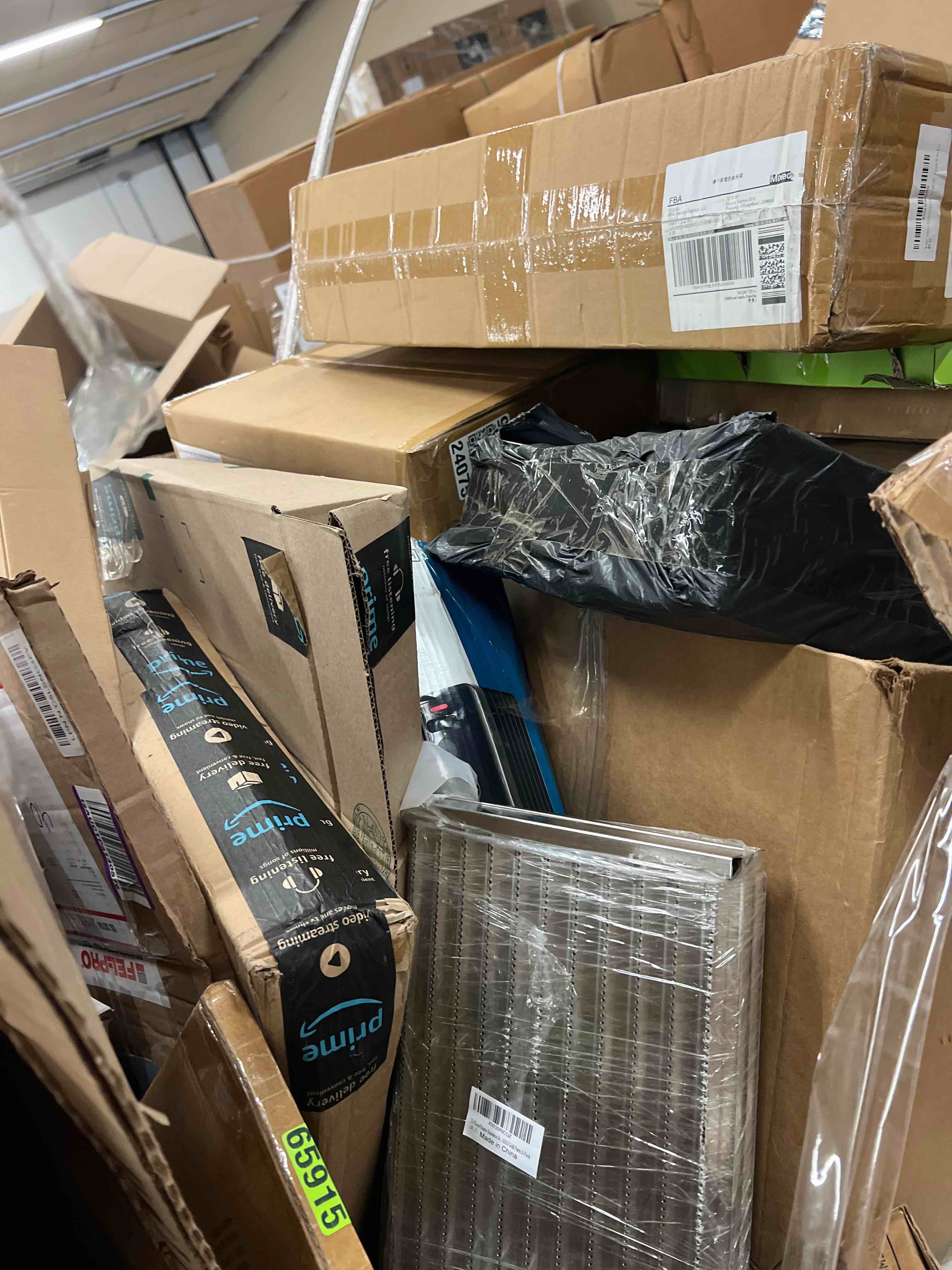 https://s3.amazonaws.com/lotting-images-prod/phillipi/RED6794260_1752785660296.jpeg
