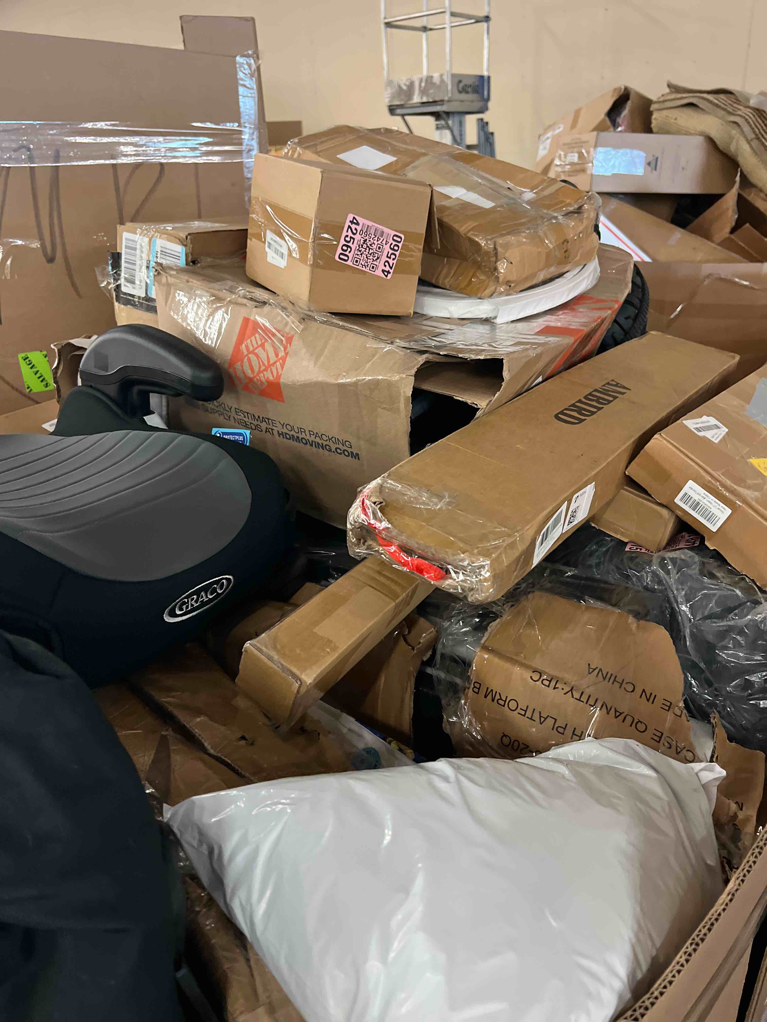 https://s3.amazonaws.com/lotting-images-prod/phillipi/RED6794265_1752786077879.jpeg