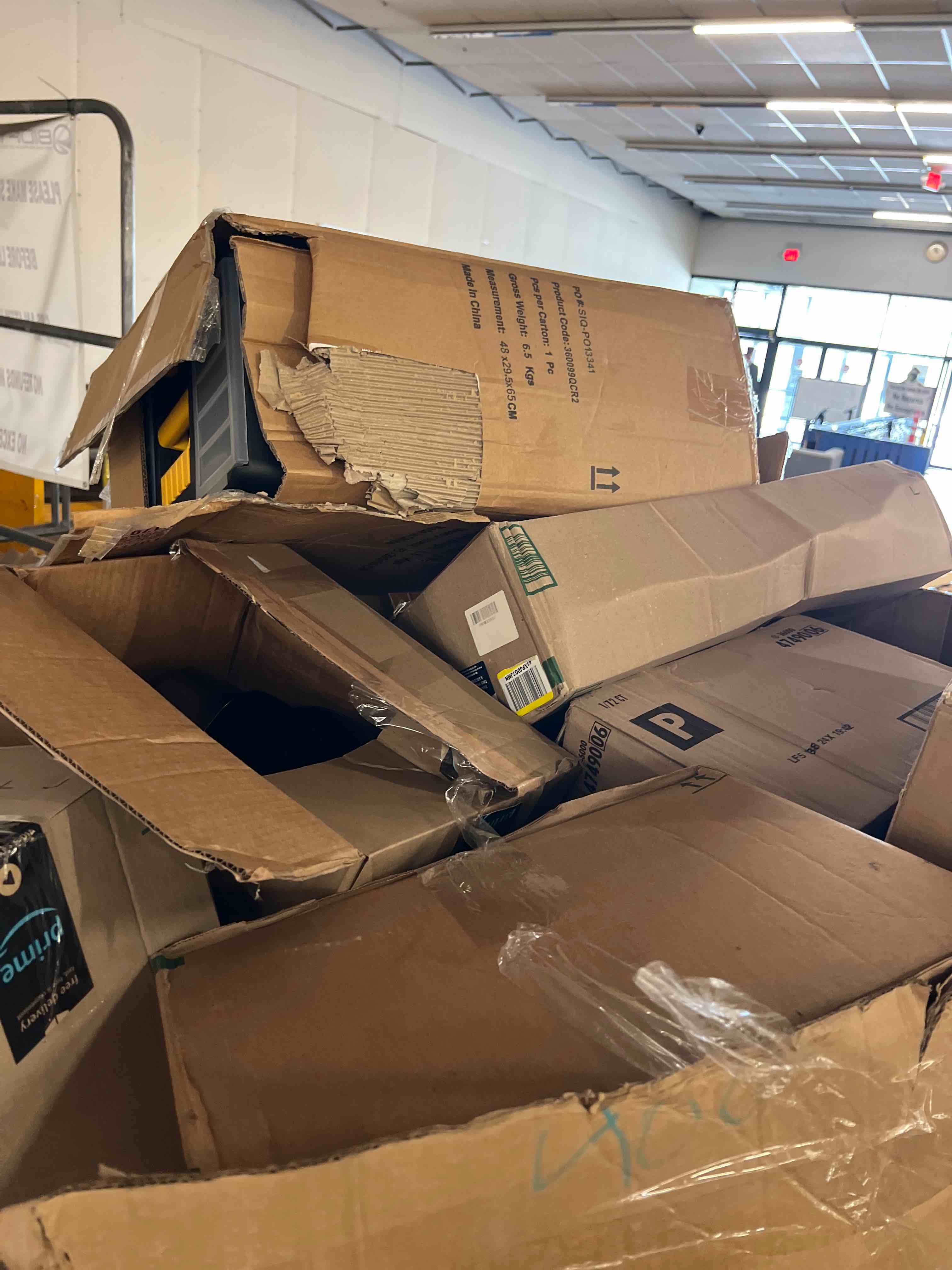 https://s3.amazonaws.com/lotting-images-prod/phillipi/RED6794266_1752786147881.jpeg