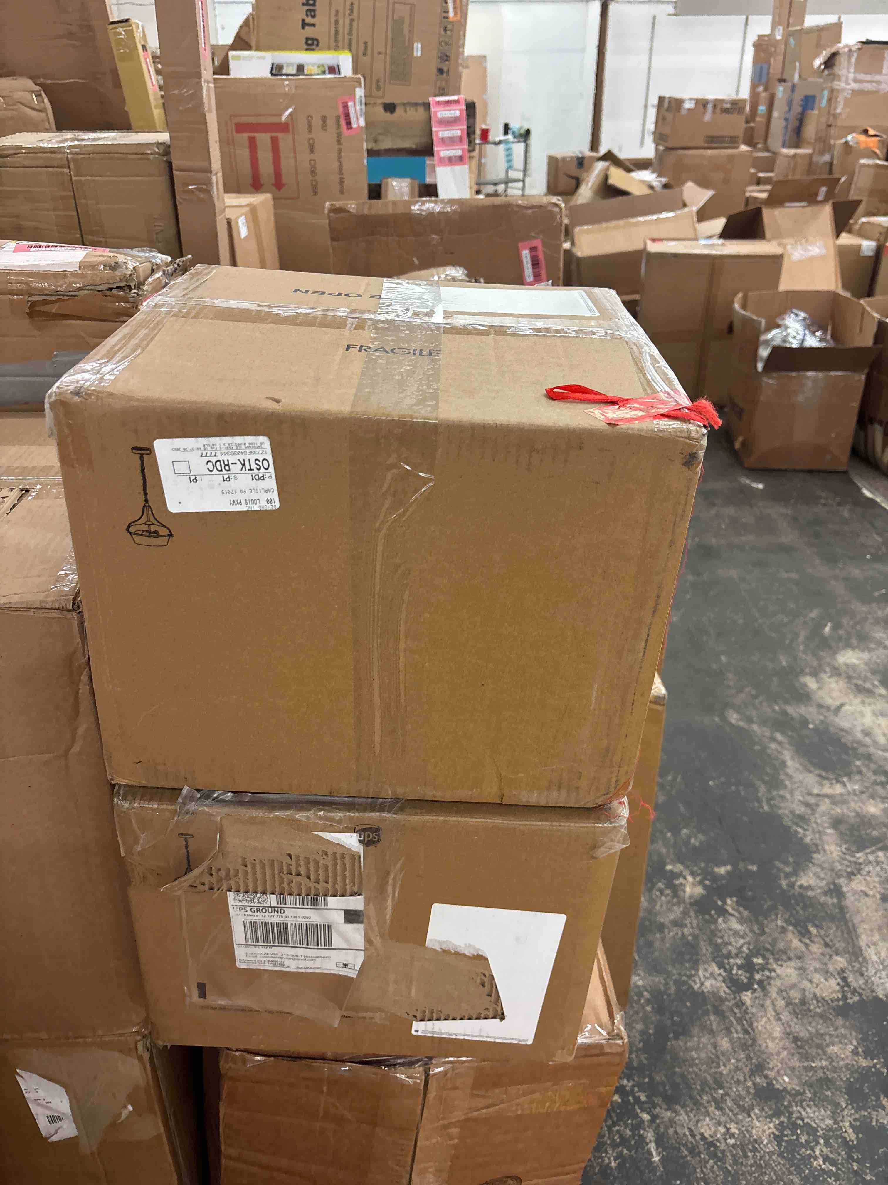 https://s3.amazonaws.com/lotting-images-prod/phillipi/RED6794379_1746068201881.jpeg