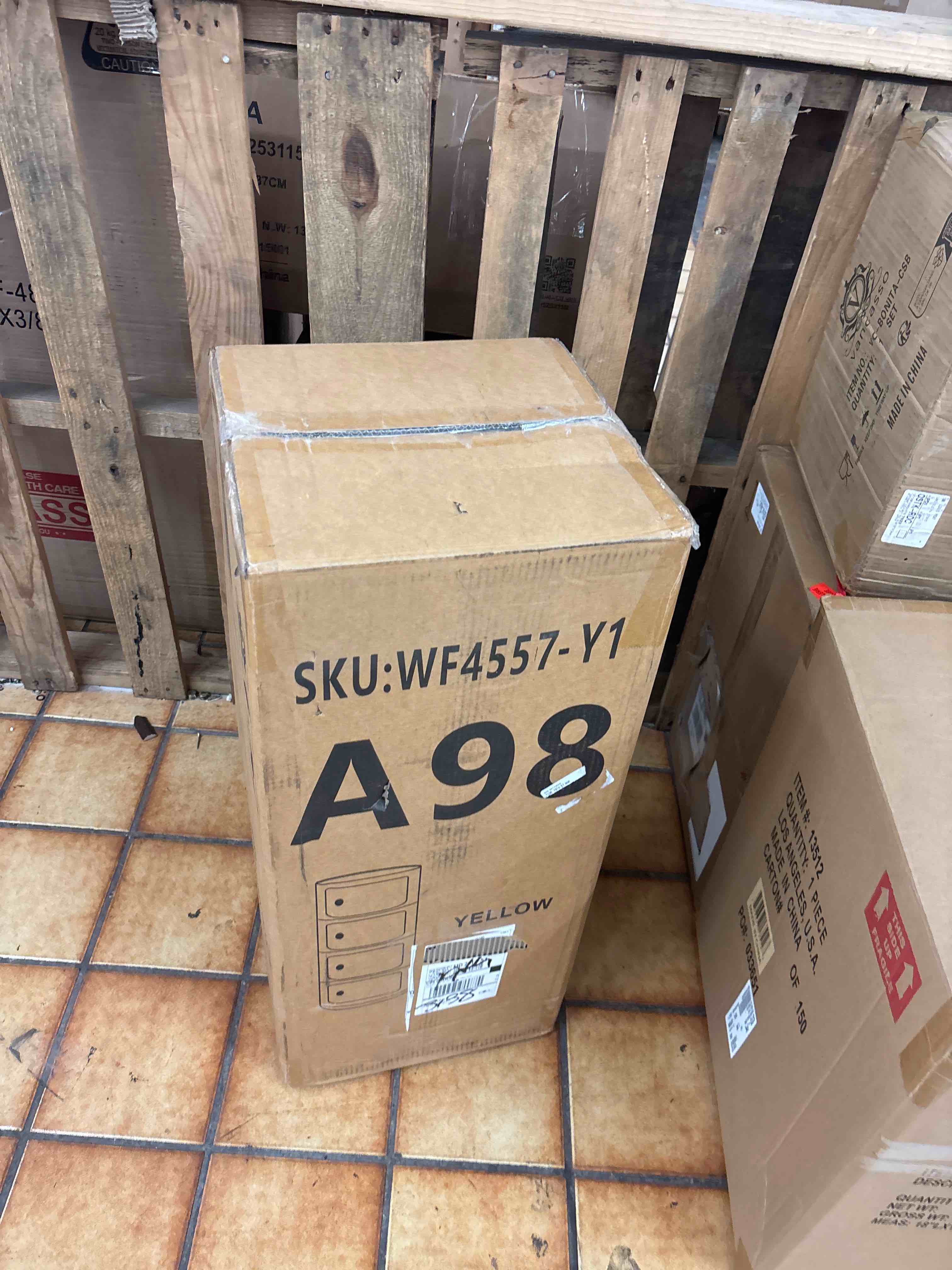 https://s3.amazonaws.com/lotting-images-prod/phillipi/RED6794383_1746069014023.jpeg