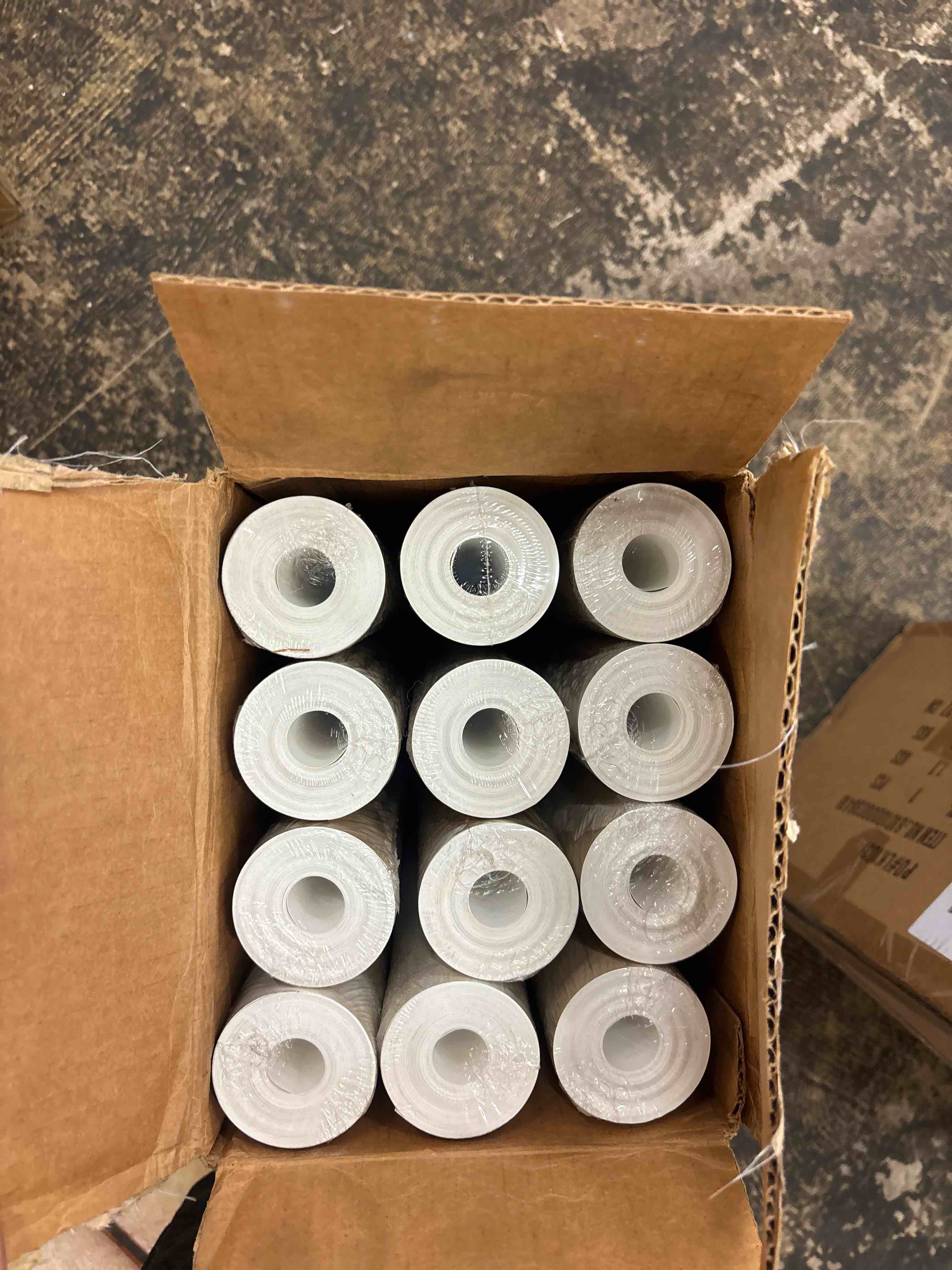 https://s3.amazonaws.com/lotting-images-prod/phillipi/RED6794430_1746119114367.jpeg