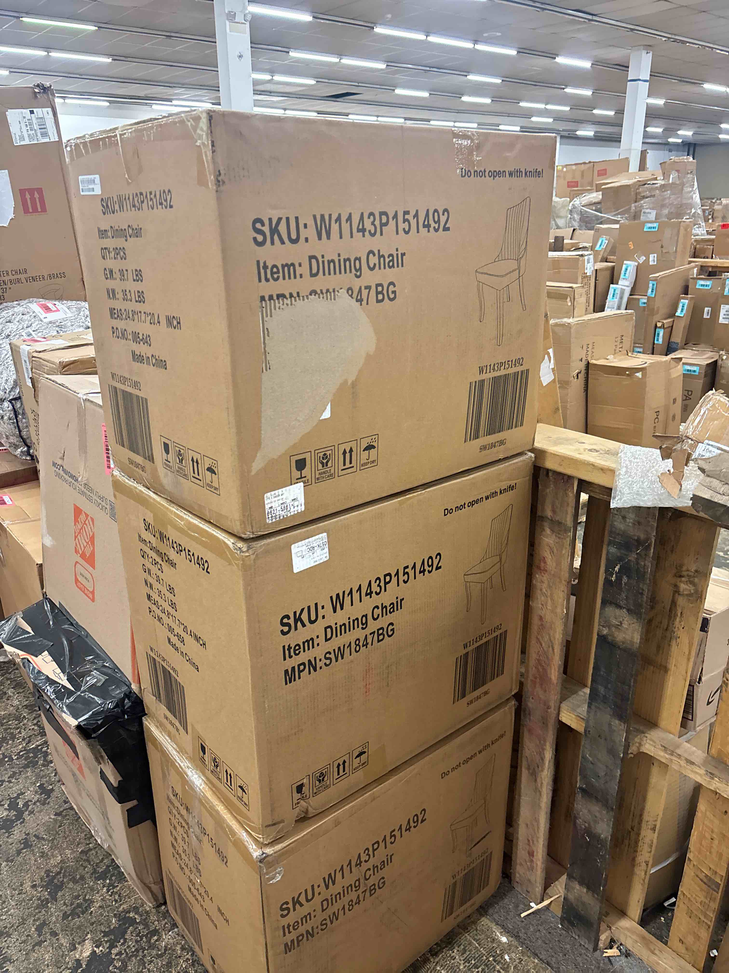 https://s3.amazonaws.com/lotting-images-prod/phillipi/RED6794465_1746128374330.jpeg