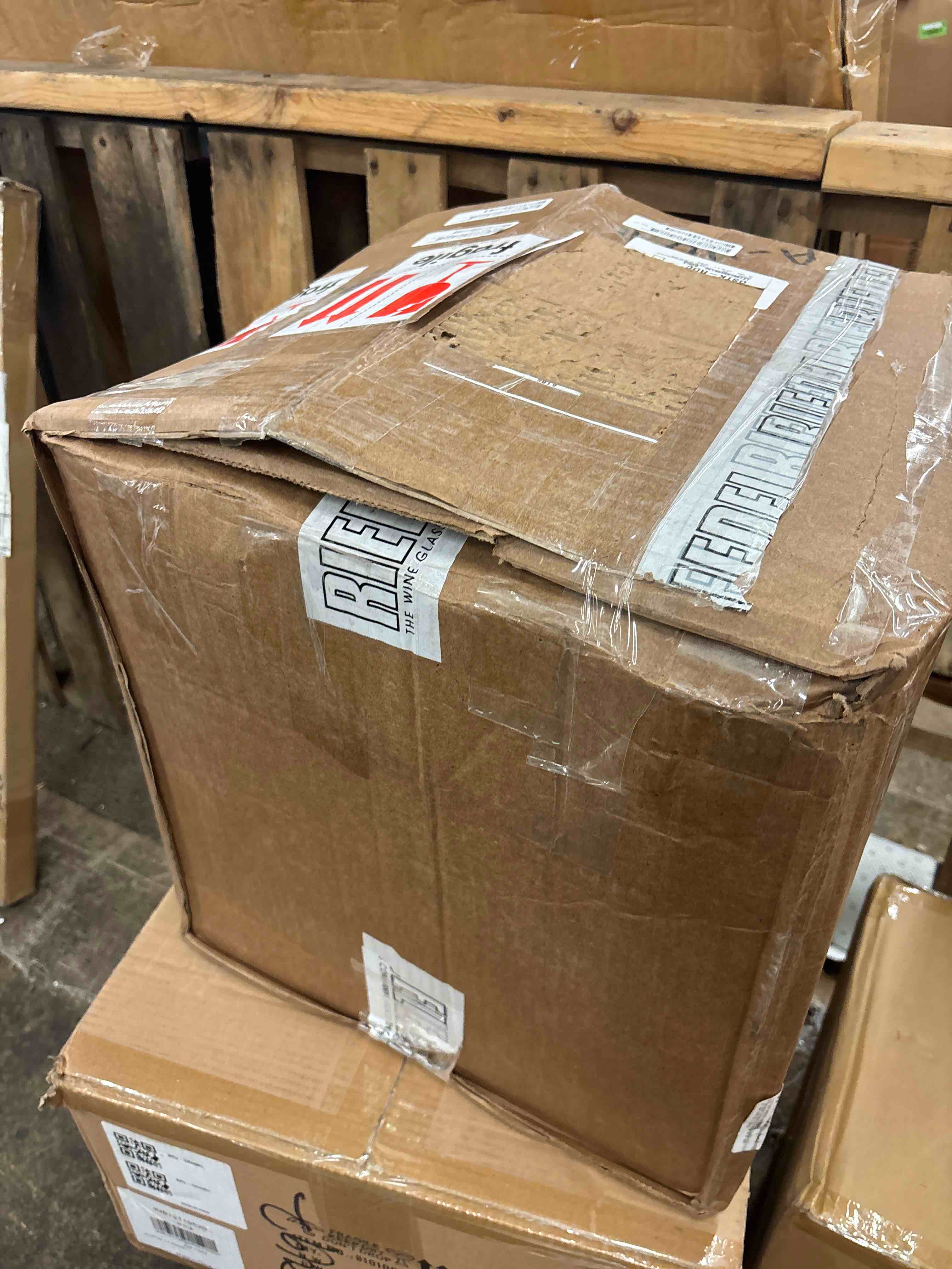 https://s3.amazonaws.com/lotting-images-prod/phillipi/RED6794551_1746644703551.jpeg