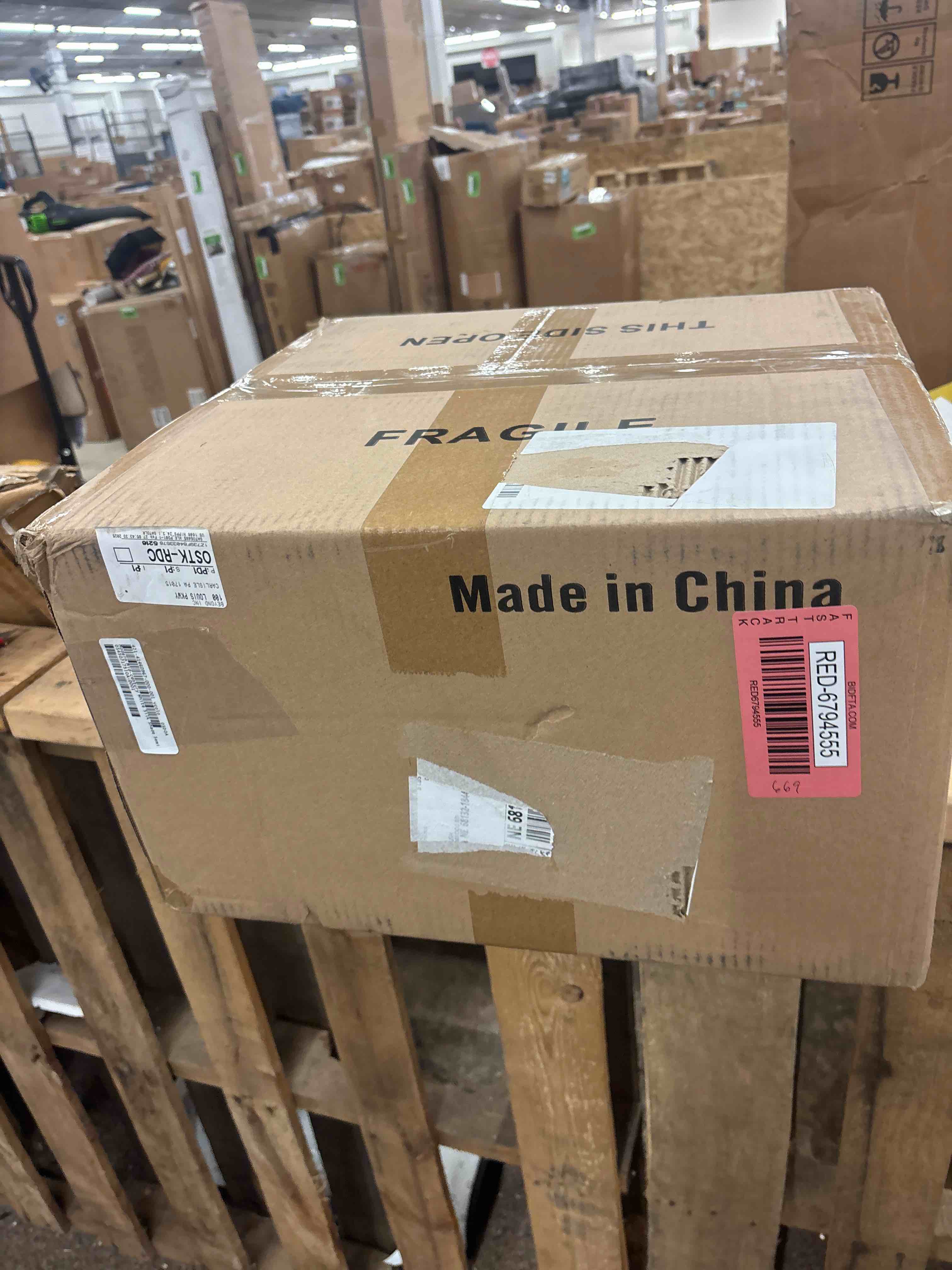 https://s3.amazonaws.com/lotting-images-prod/phillipi/RED6794555_1746655843625.jpeg