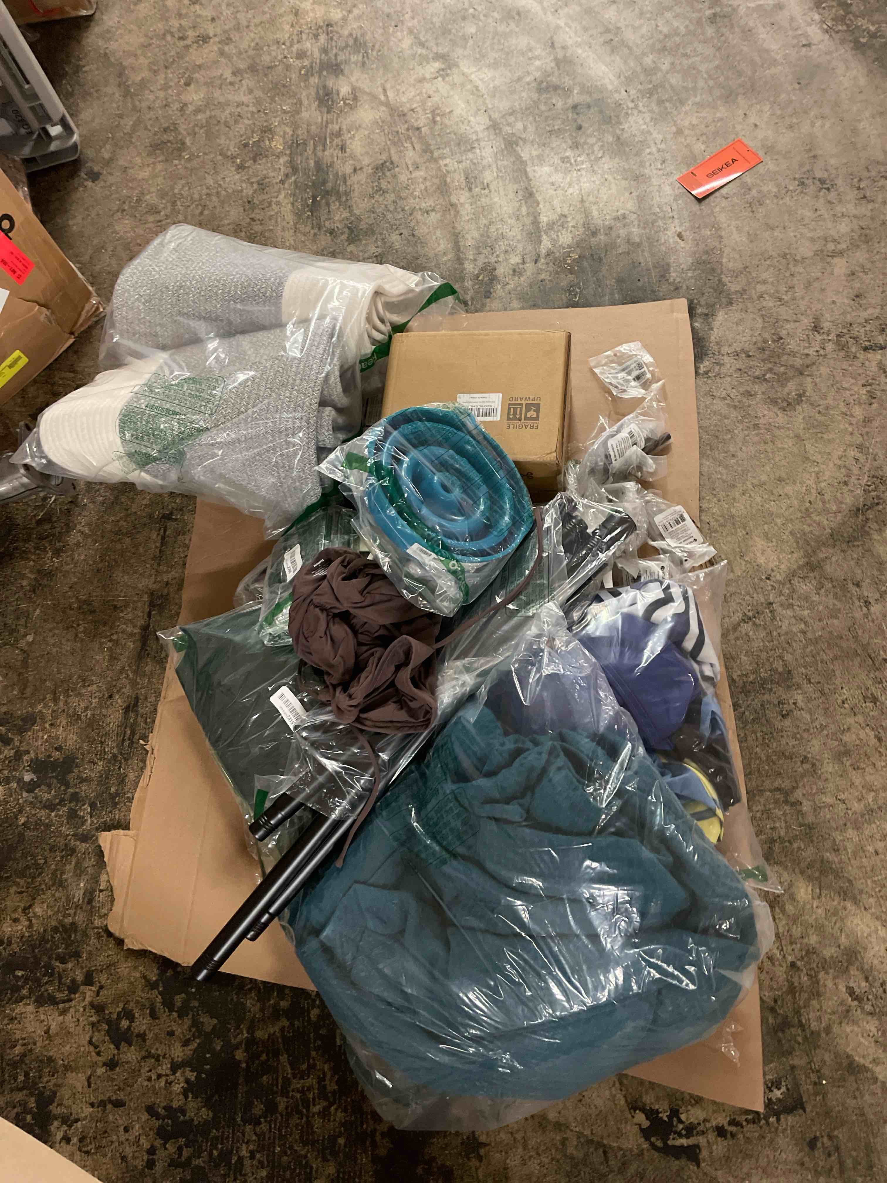 https://s3.amazonaws.com/lotting-images-prod/phillipi/RED6794995_1751051041991.jpeg