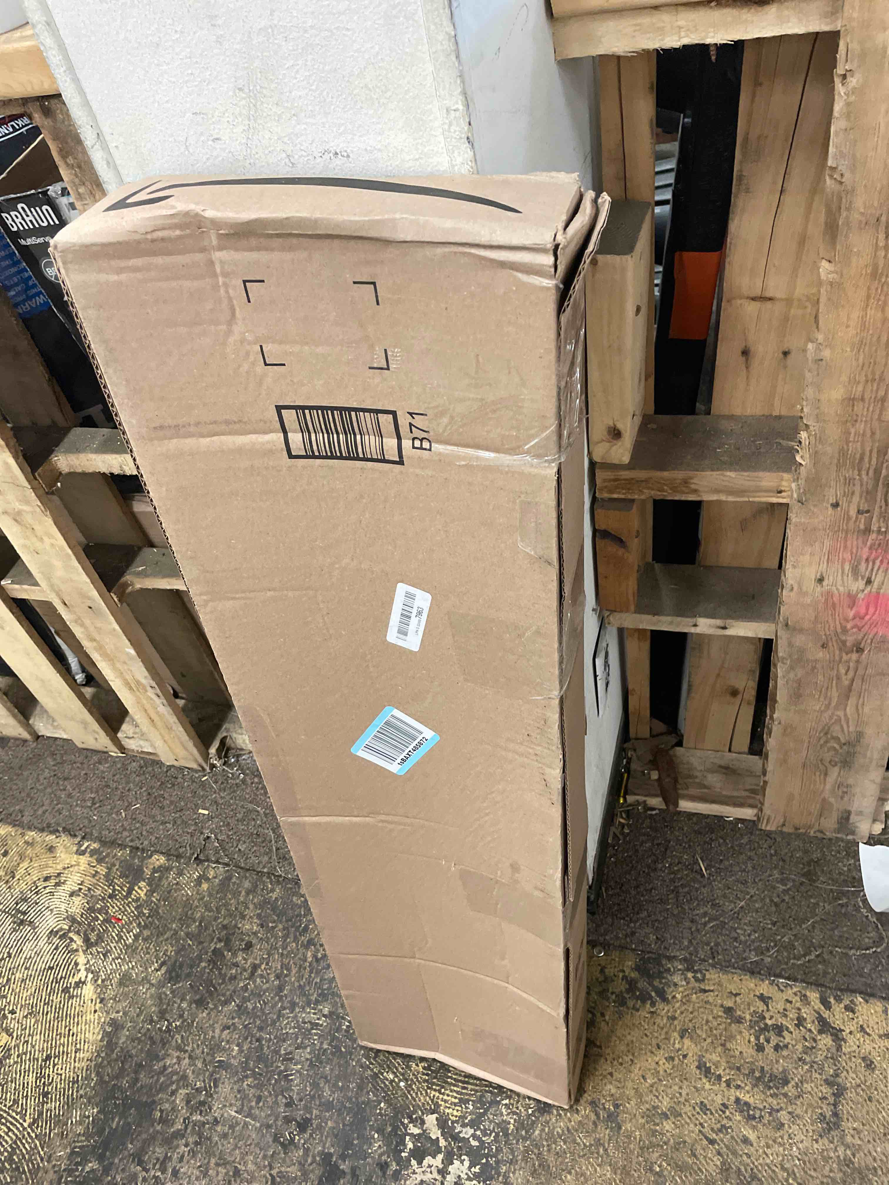 https://s3.amazonaws.com/lotting-images-prod/phillipi/RED6795099_1751553758370.jpeg