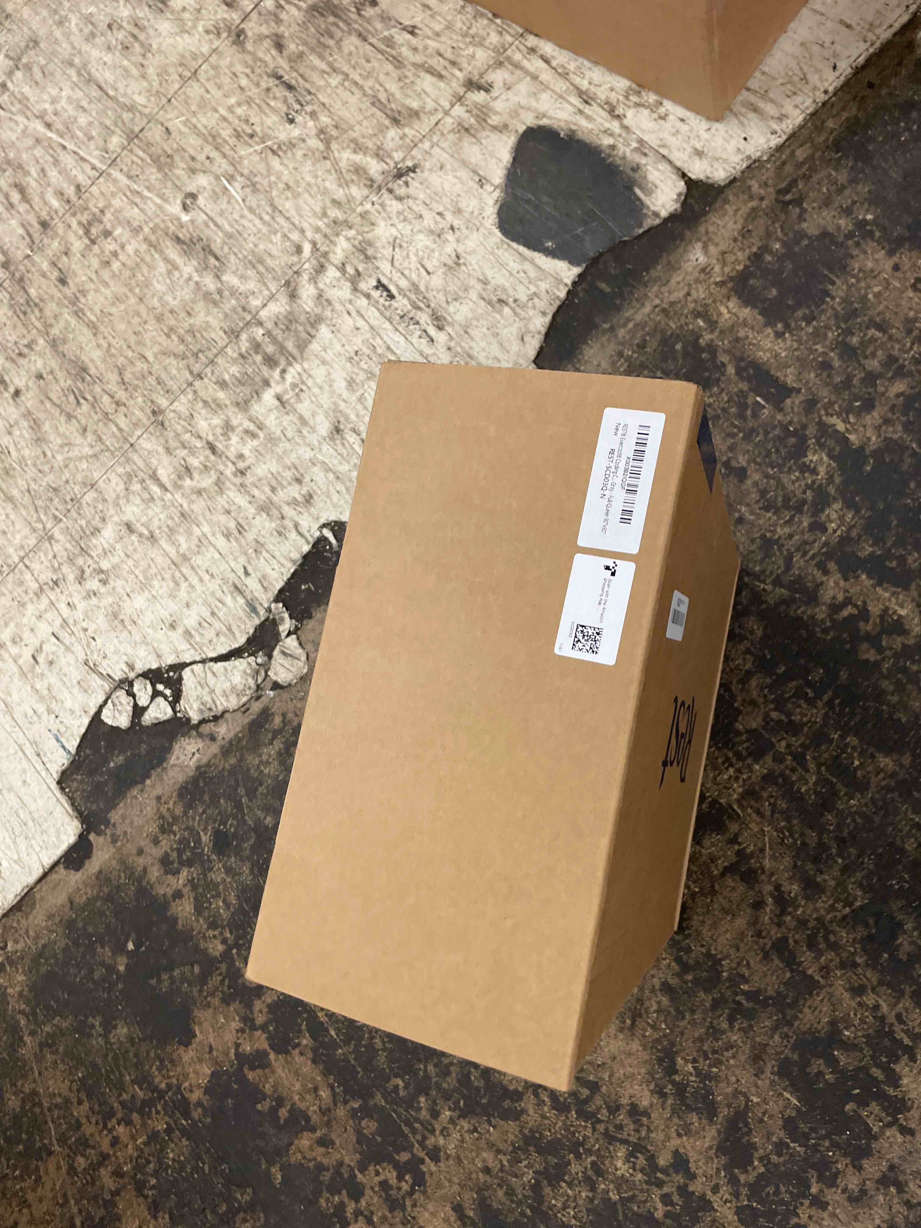 https://s3.amazonaws.com/lotting-images-prod/phillipi/RED6795106_1751554619624.jpeg