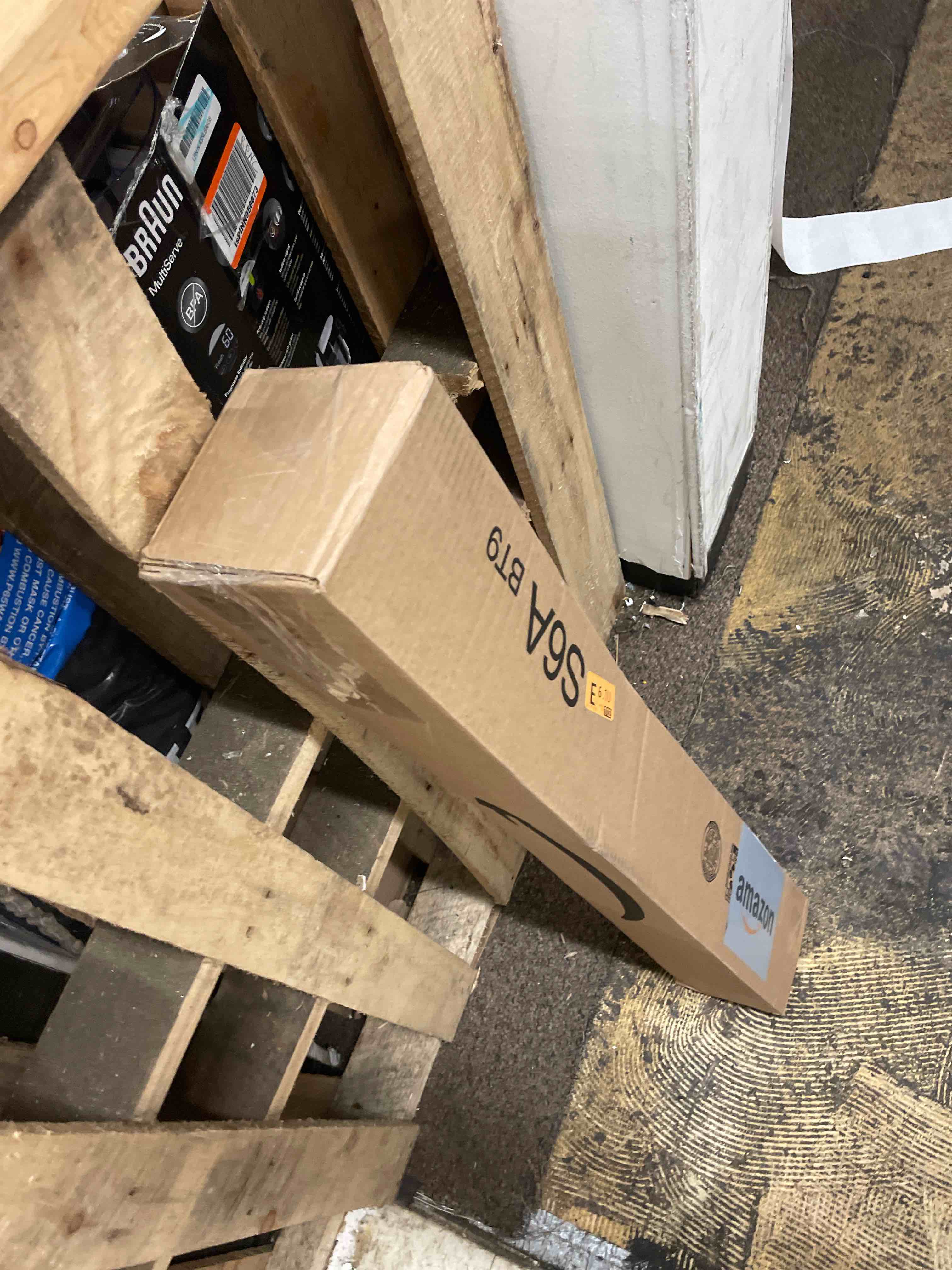 https://s3.amazonaws.com/lotting-images-prod/phillipi/RED6795108_1751554865202.jpeg