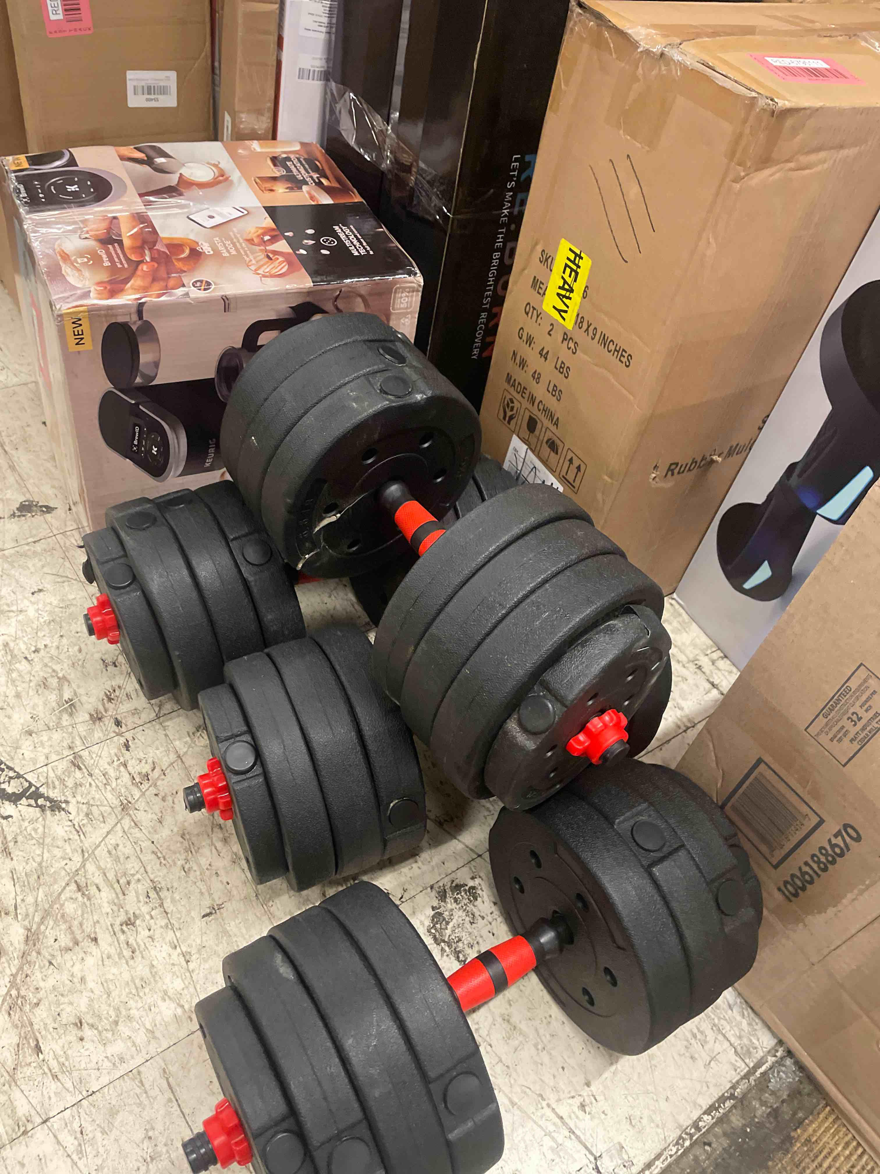 https://s3.amazonaws.com/lotting-images-prod/phillipi/RED6795124_1751556687073.jpeg