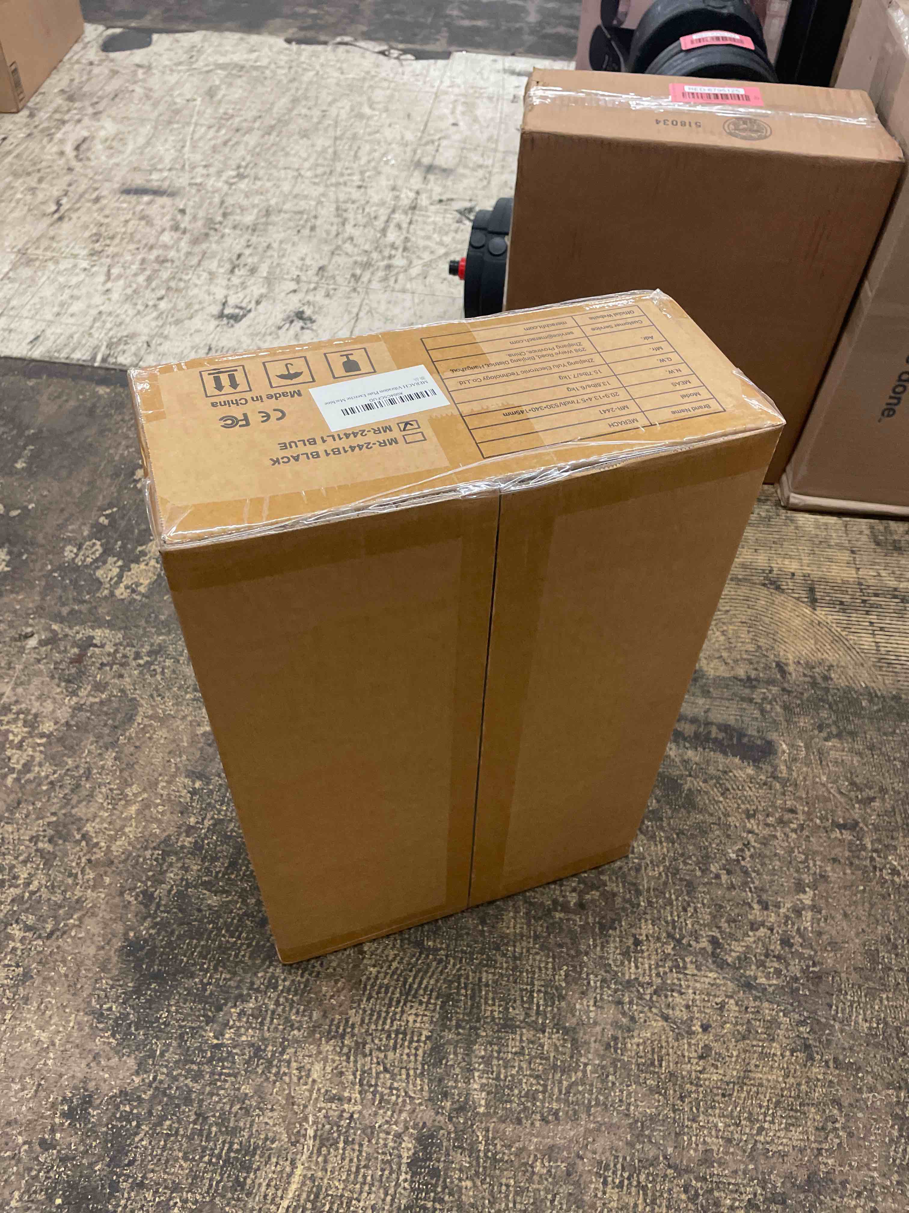 https://s3.amazonaws.com/lotting-images-prod/phillipi/RED6795130_1751558805966.jpeg