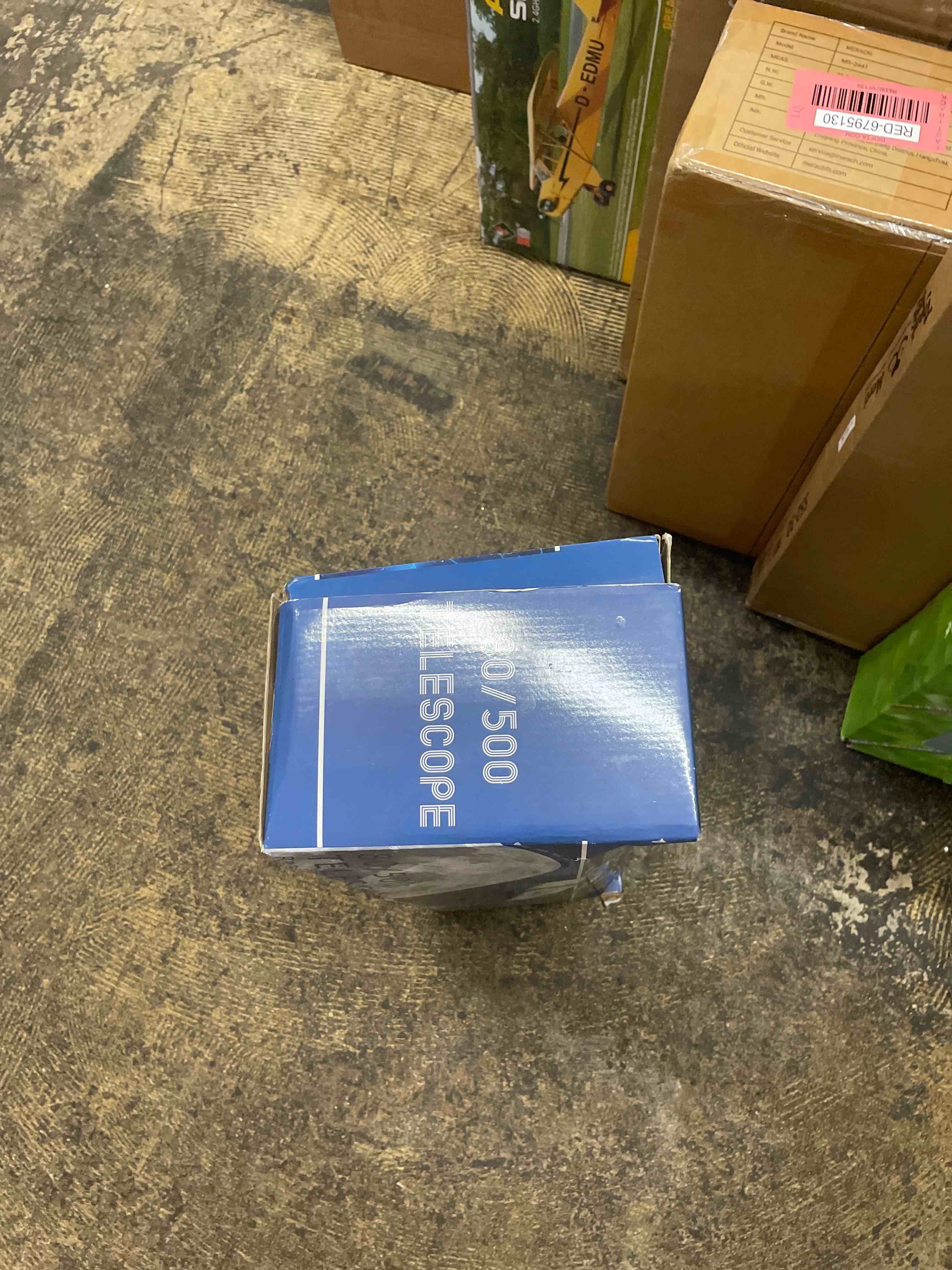 https://s3.amazonaws.com/lotting-images-prod/phillipi/RED6795141_1751560074638.jpeg