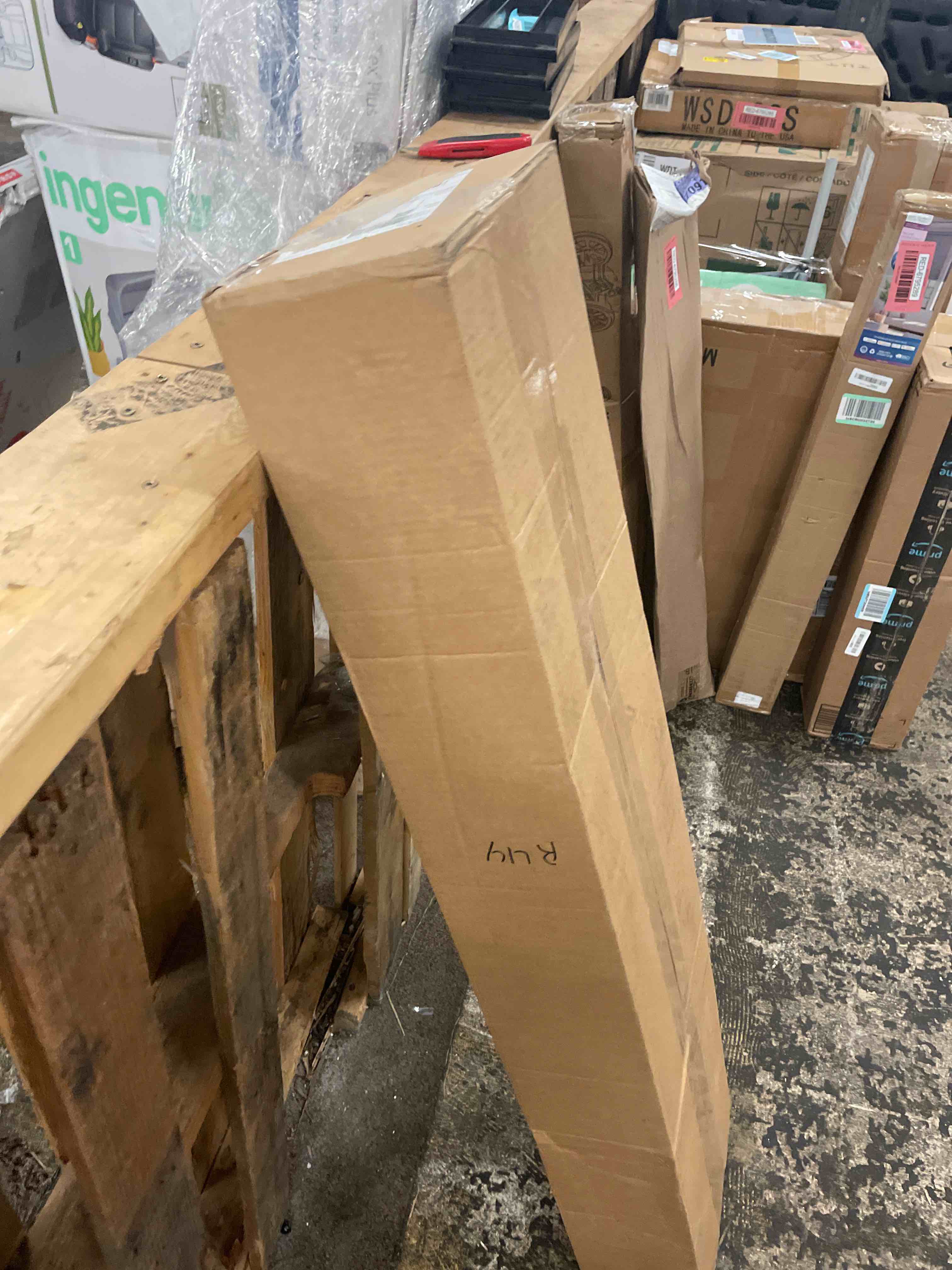https://s3.amazonaws.com/lotting-images-prod/phillipi/RED6795291_1752181822358.jpeg