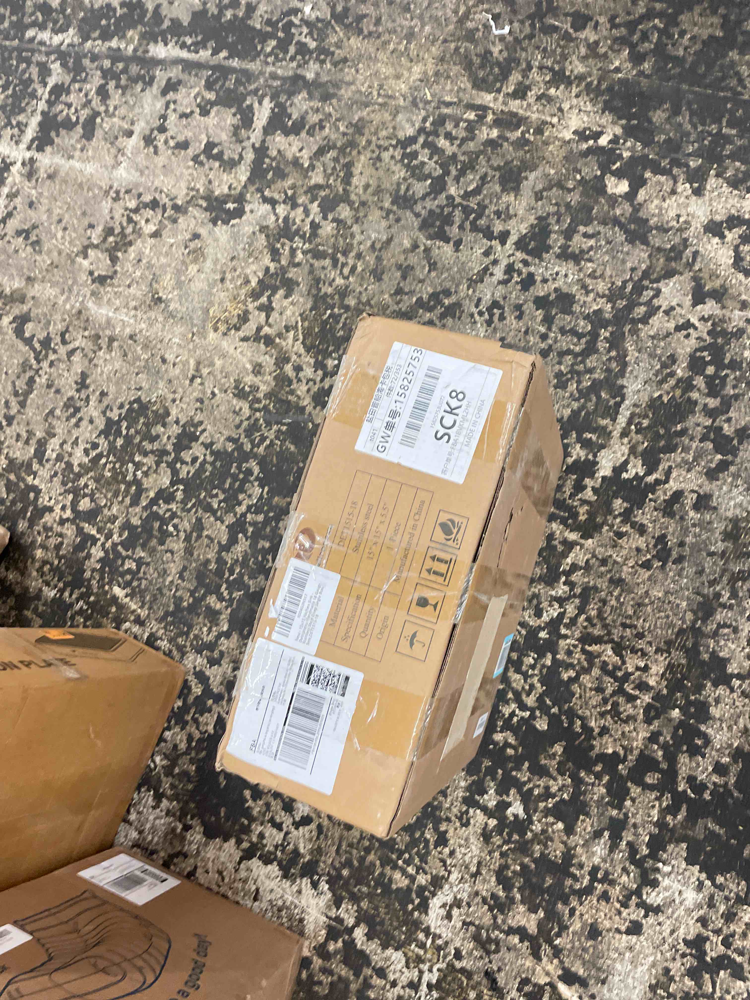 https://s3.amazonaws.com/lotting-images-prod/phillipi/RED6795306_1752185517844.jpeg