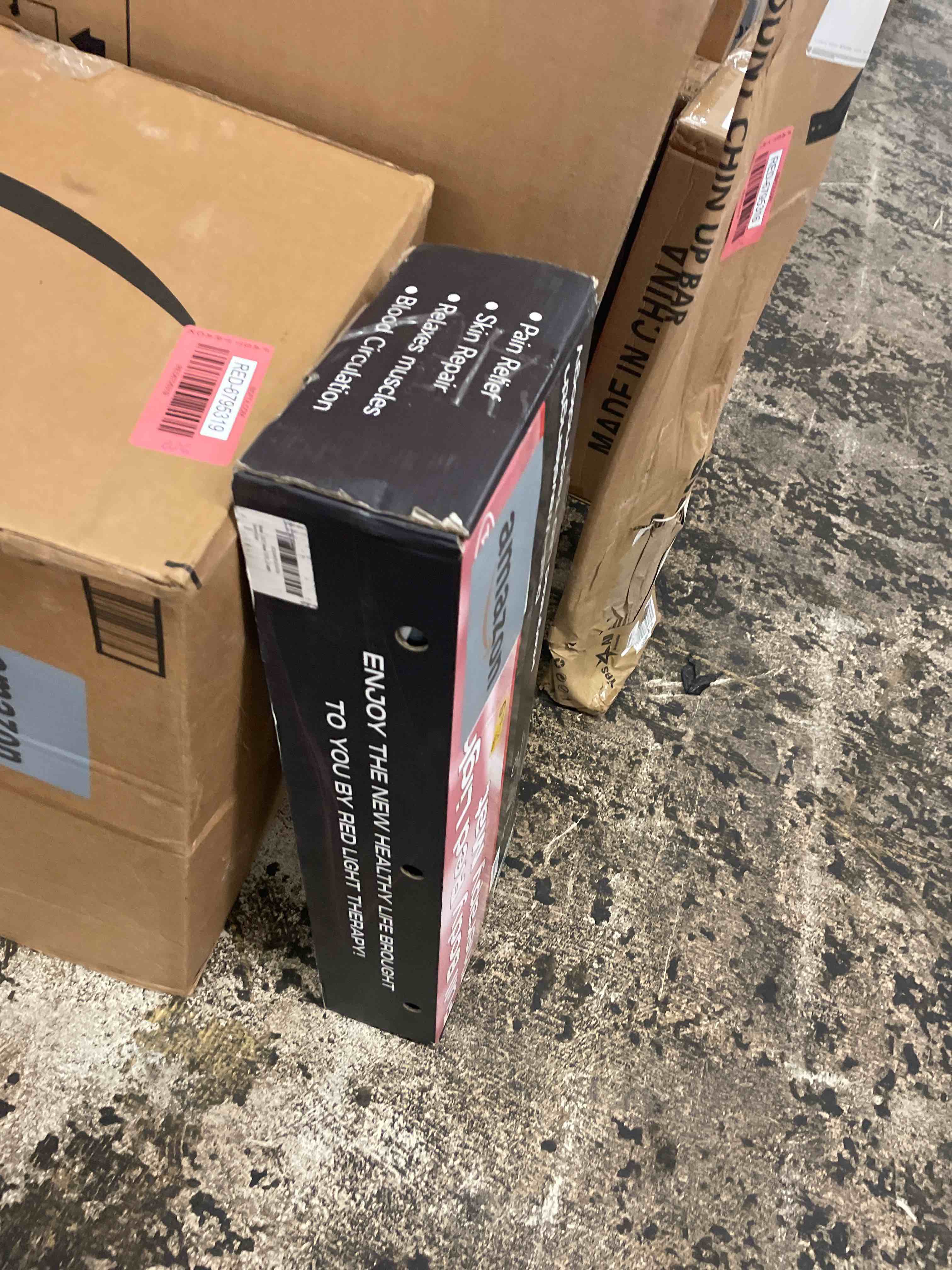 https://s3.amazonaws.com/lotting-images-prod/phillipi/RED6795320_1752187507993.jpeg