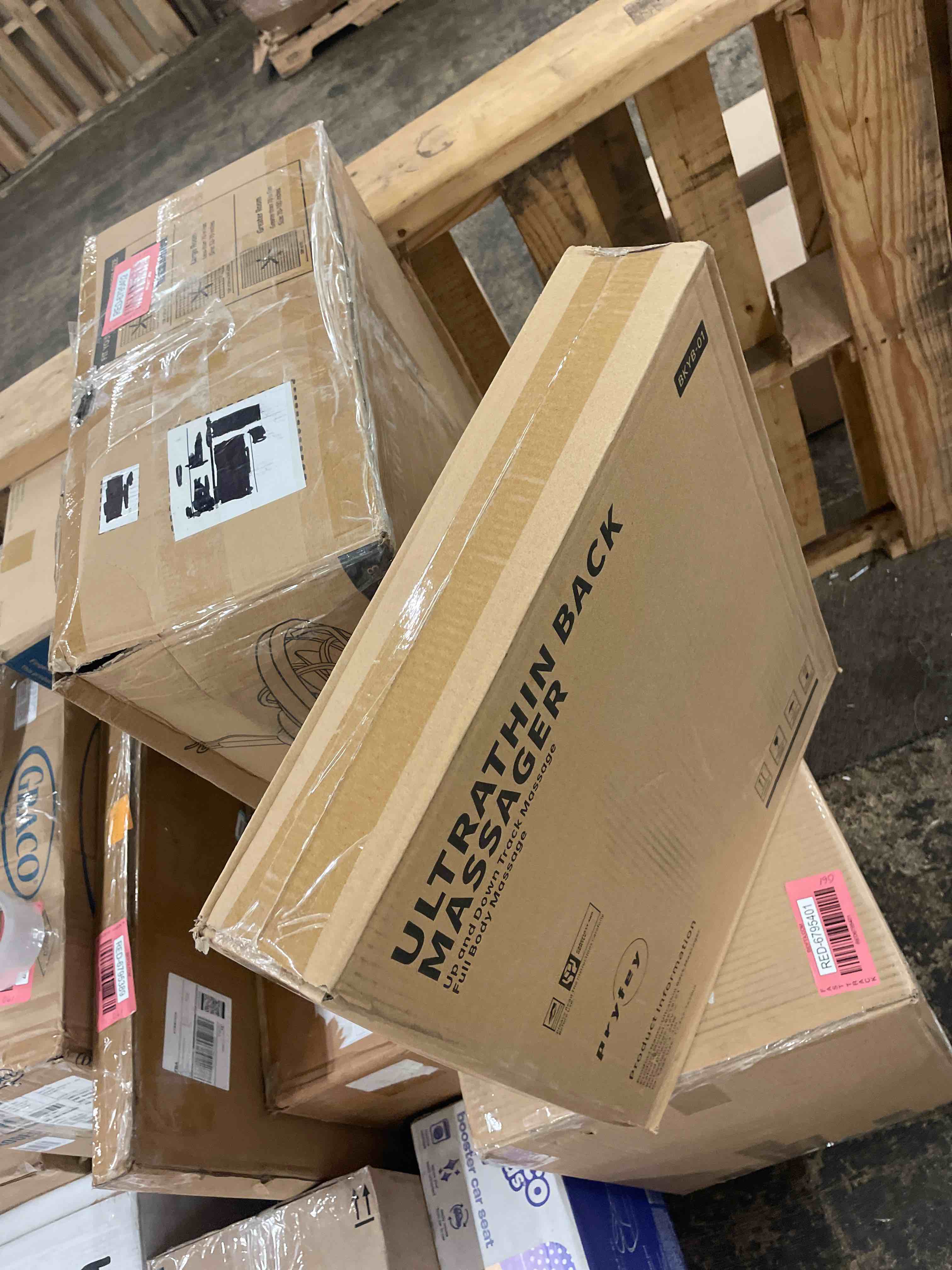 https://s3.amazonaws.com/lotting-images-prod/phillipi/RED6795403_1752637748493.jpeg