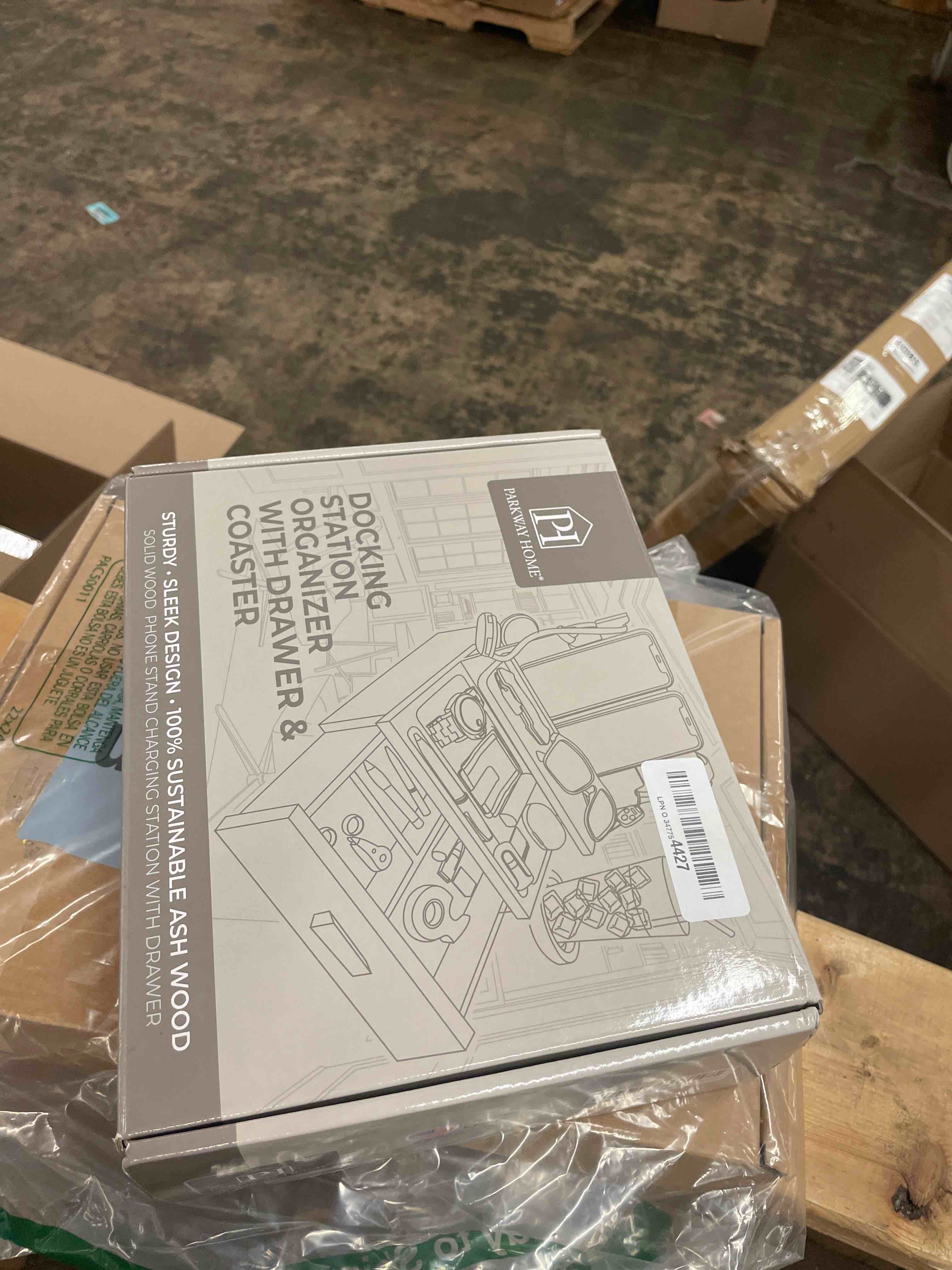 https://s3.amazonaws.com/lotting-images-prod/phillipi/RED6795425_1752642153577.jpeg