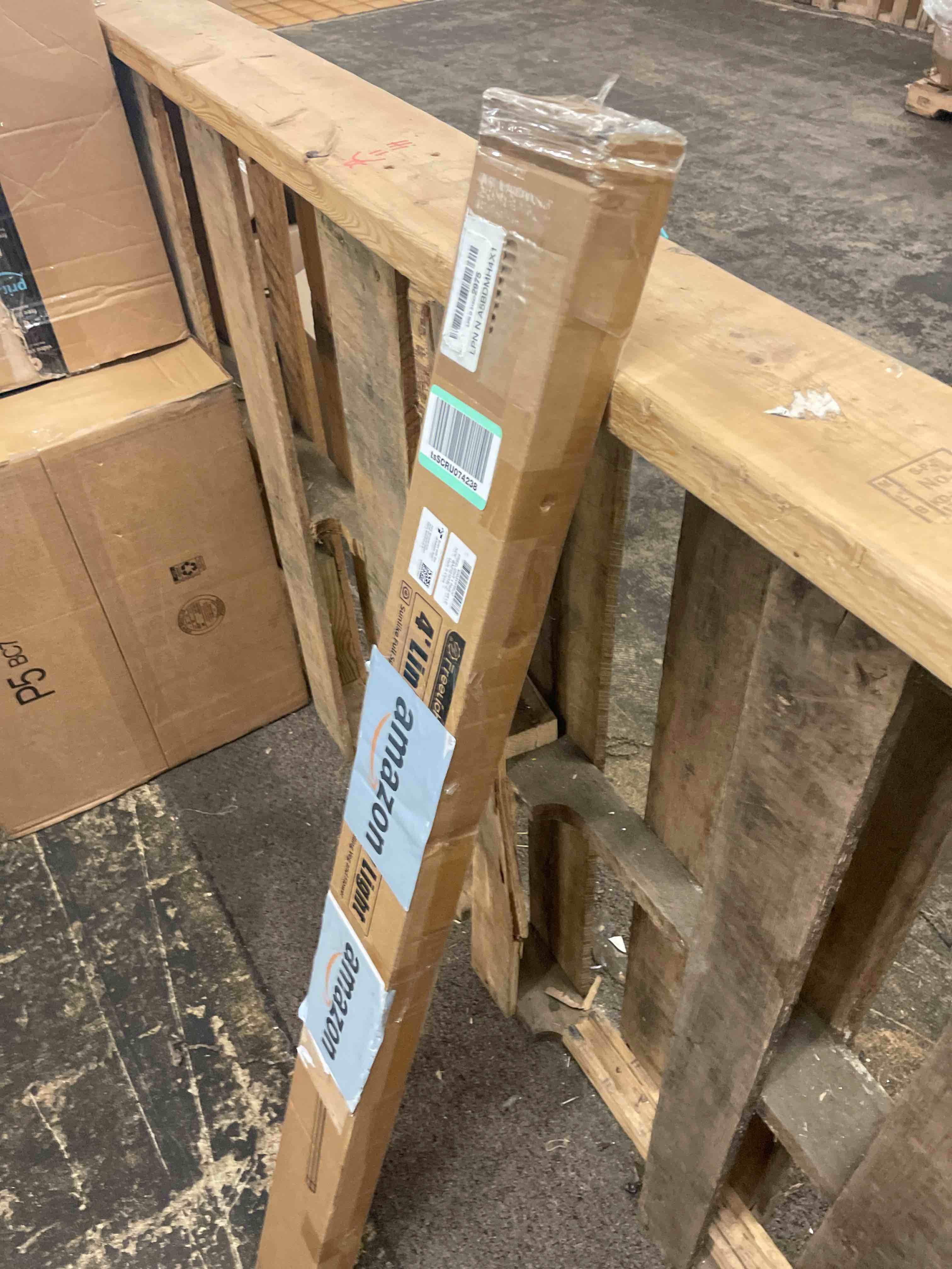 https://s3.amazonaws.com/lotting-images-prod/phillipi/RED6795427_1752642385626.jpeg