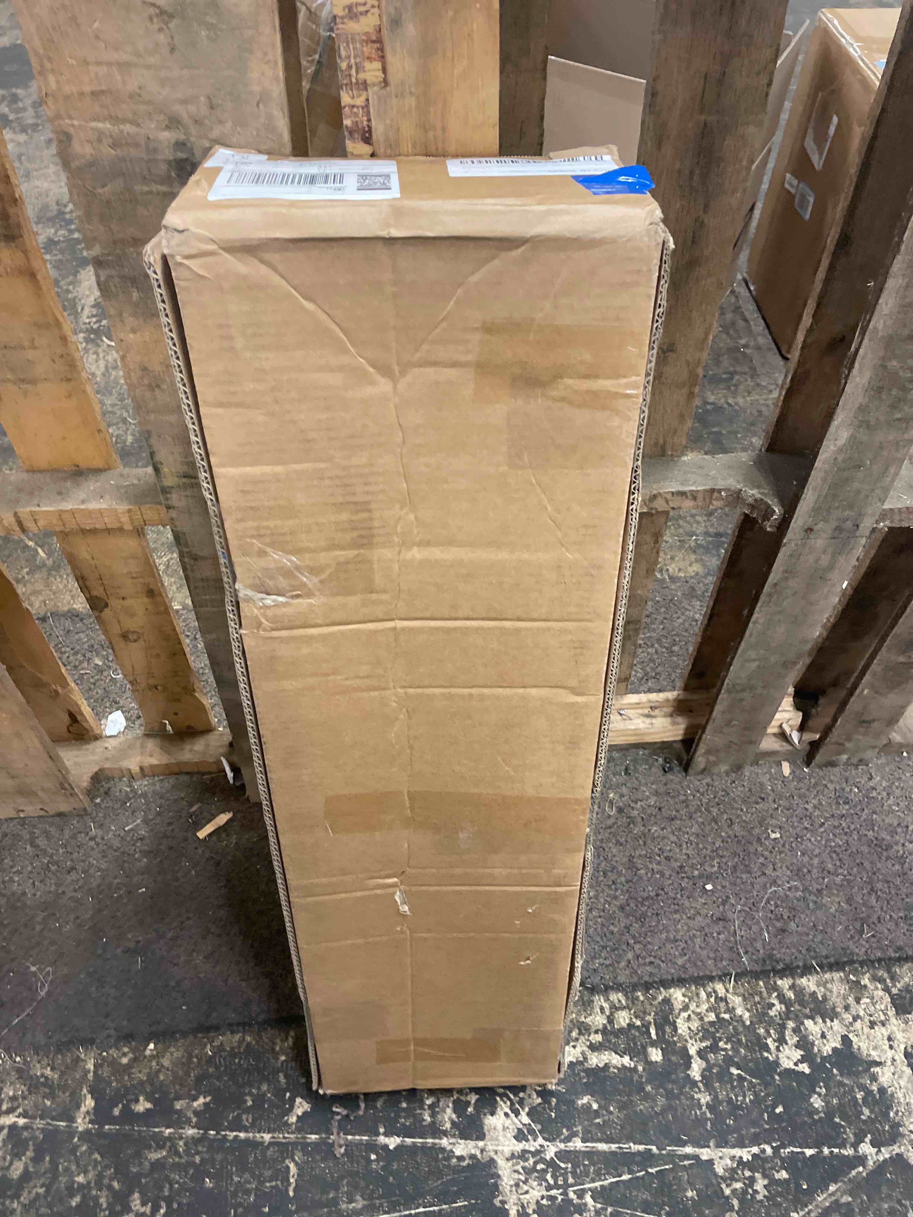 https://s3.amazonaws.com/lotting-images-prod/phillipi/RED6795428_1752642434673.jpeg