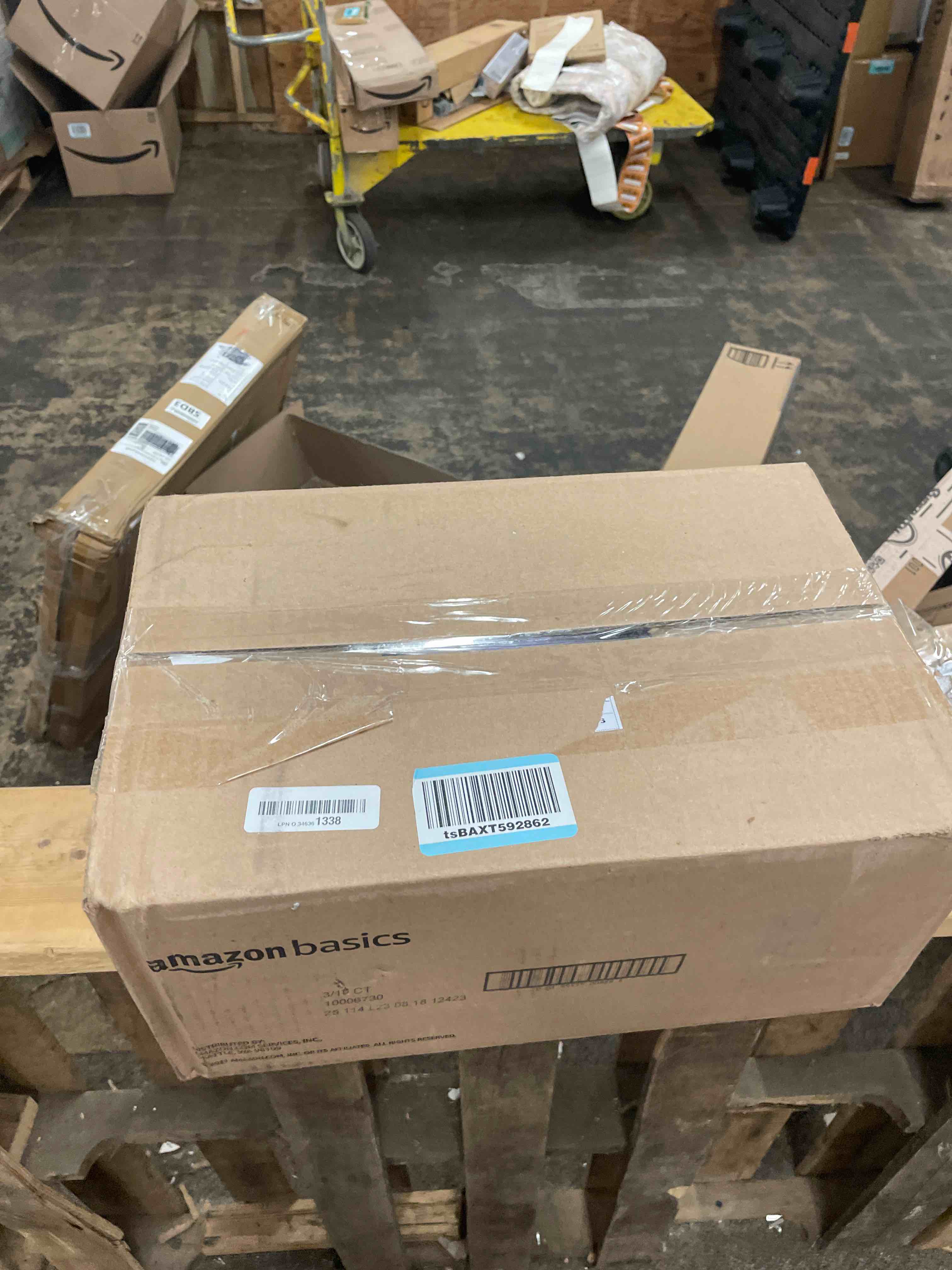 https://s3.amazonaws.com/lotting-images-prod/phillipi/RED6795430_1752642608863.jpeg