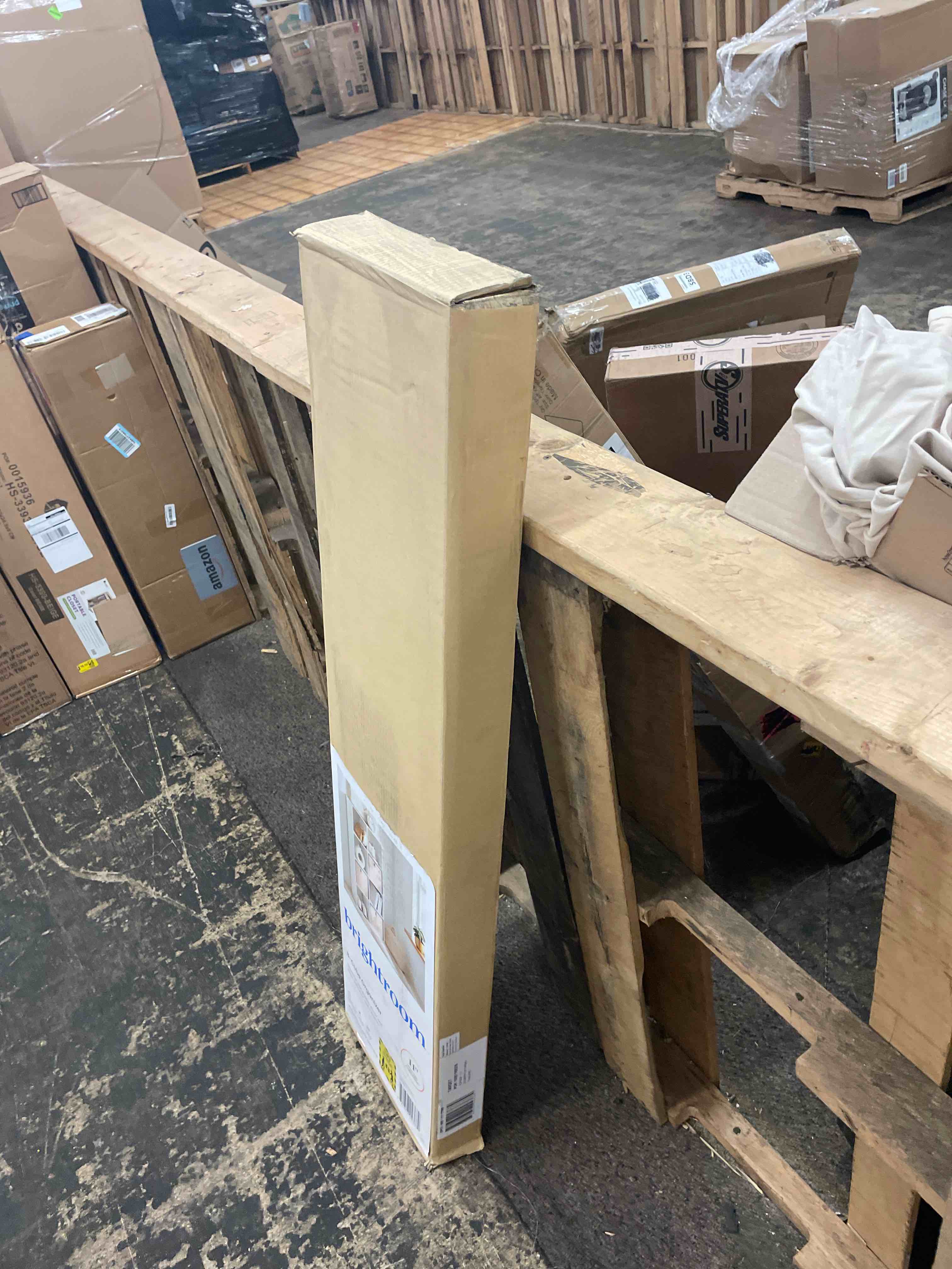 https://s3.amazonaws.com/lotting-images-prod/phillipi/RED6795432_1752642928446.jpeg