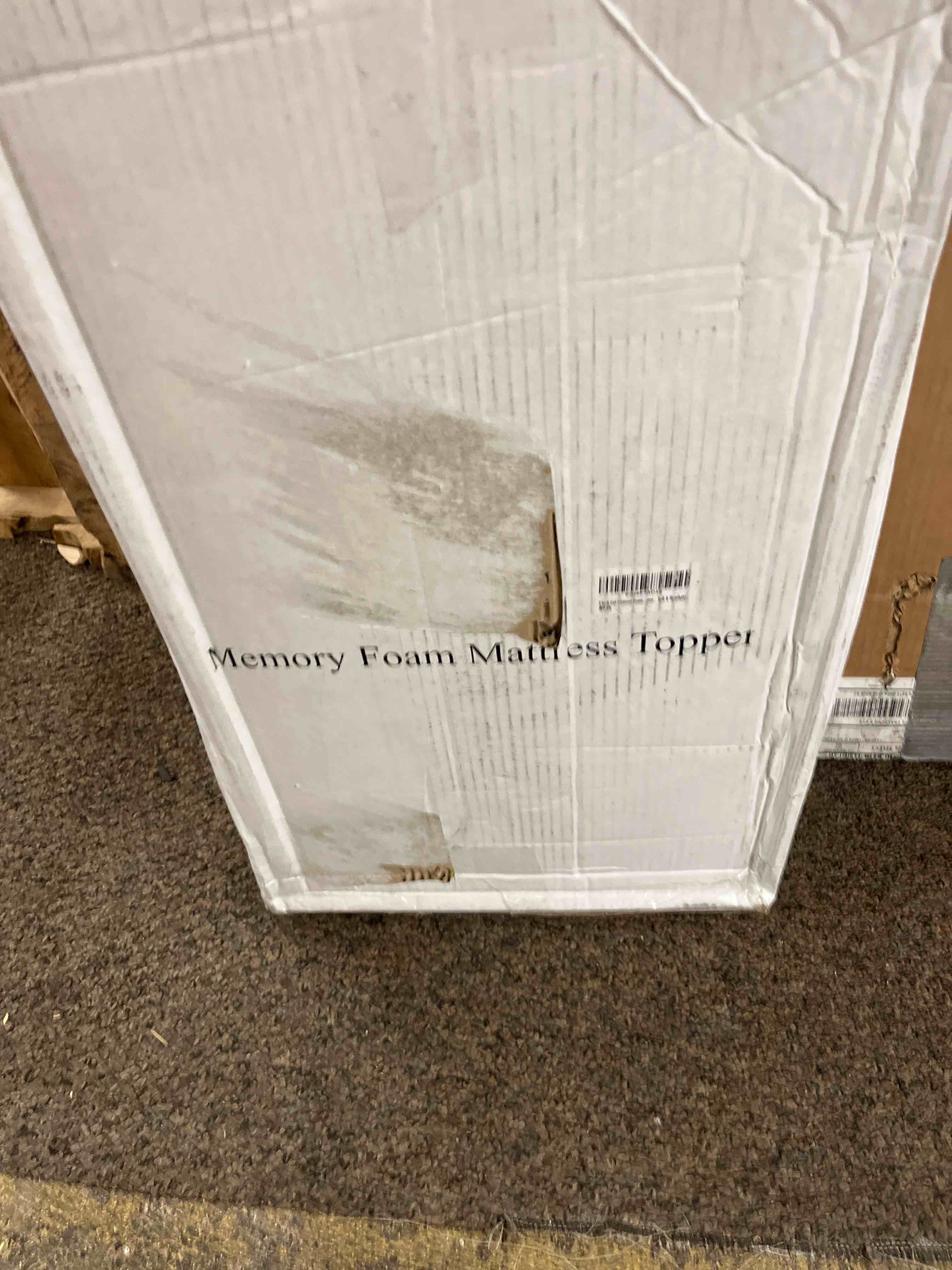 https://s3.amazonaws.com/lotting-images-prod/phillipi/RED6795478_1734598565442.jpeg