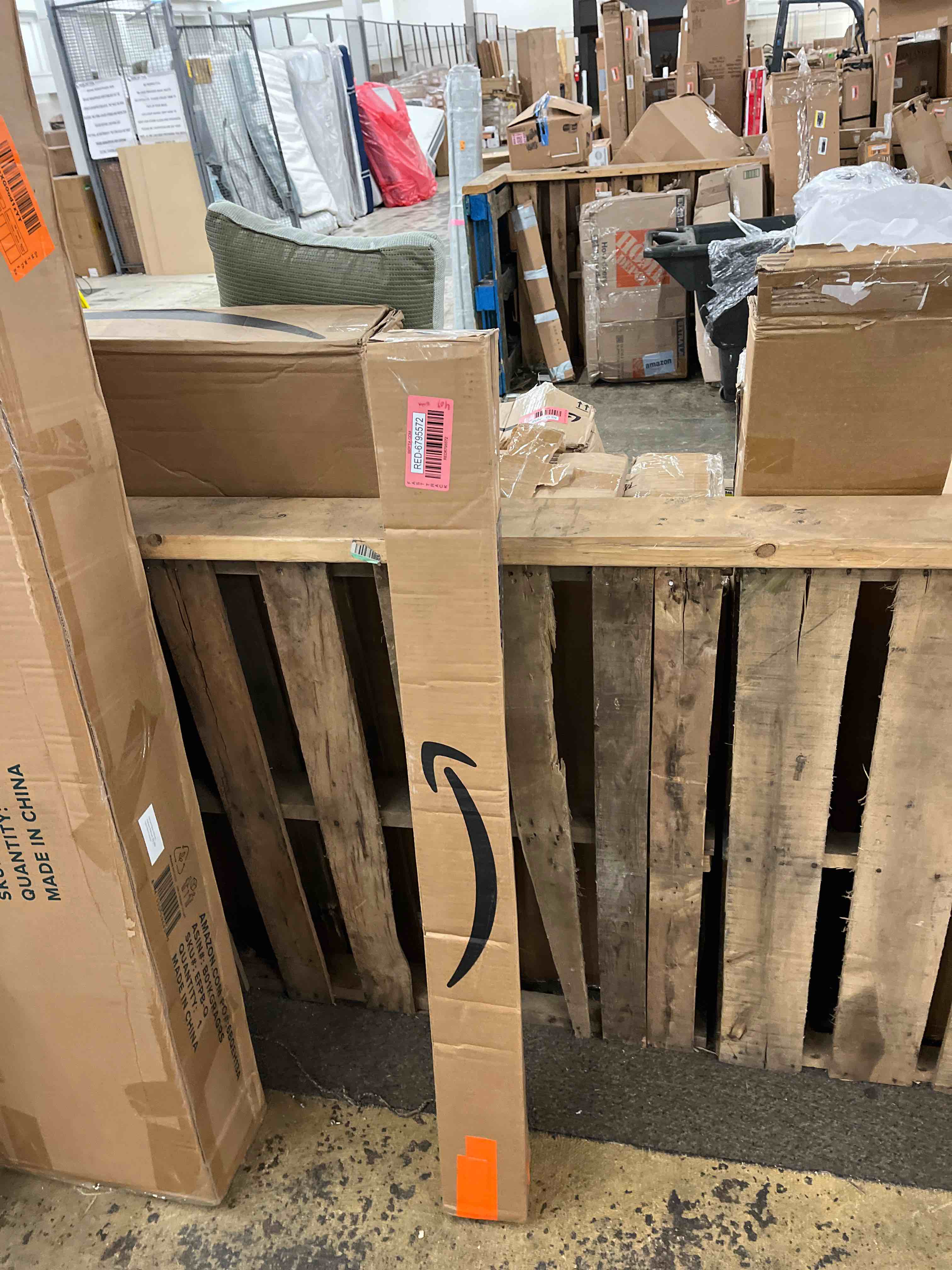 https://s3.amazonaws.com/lotting-images-prod/phillipi/RED6795572_1734643945685.jpeg