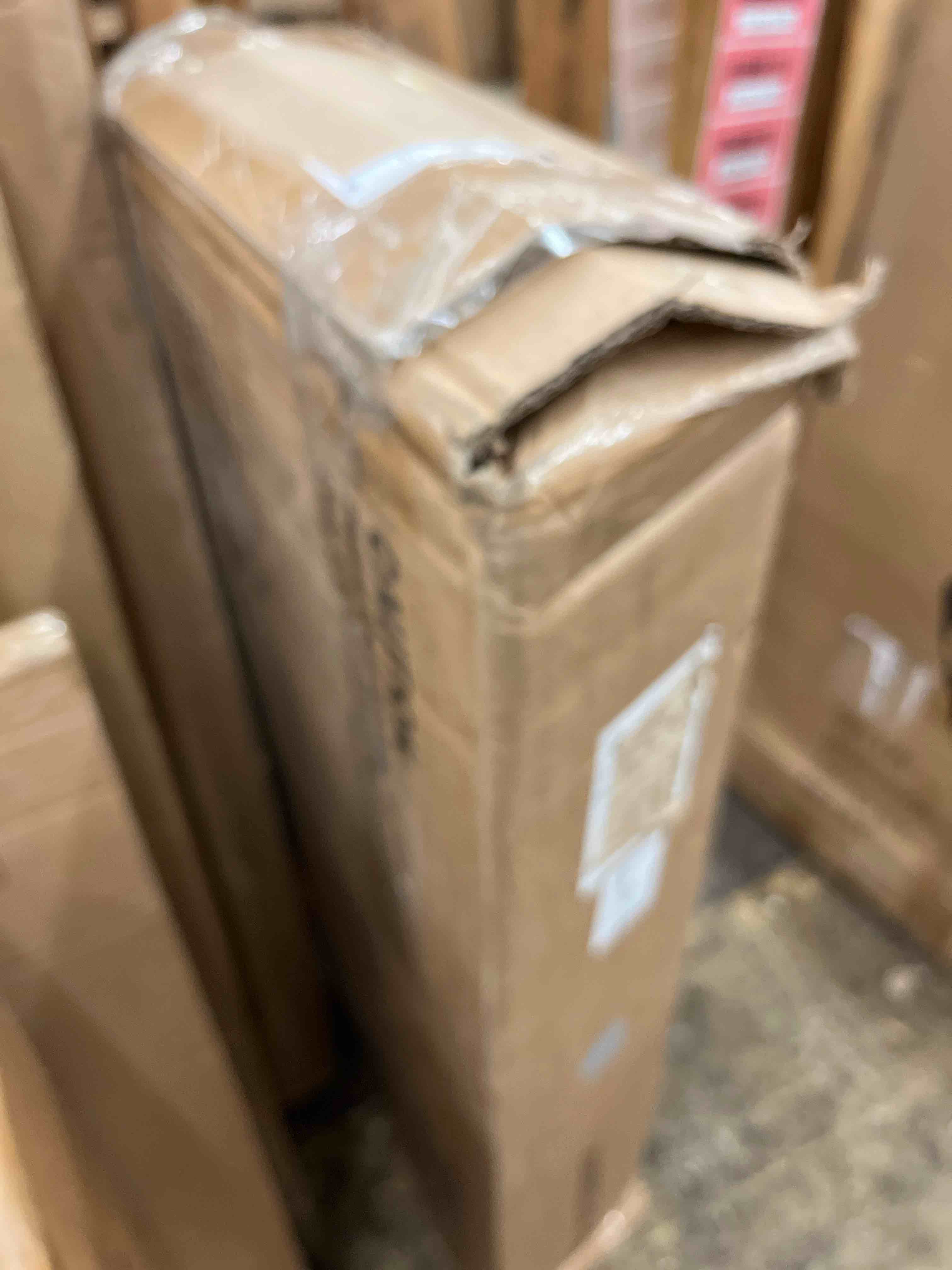 https://s3.amazonaws.com/lotting-images-prod/phillipi/RED6795581_1734615572437.jpeg